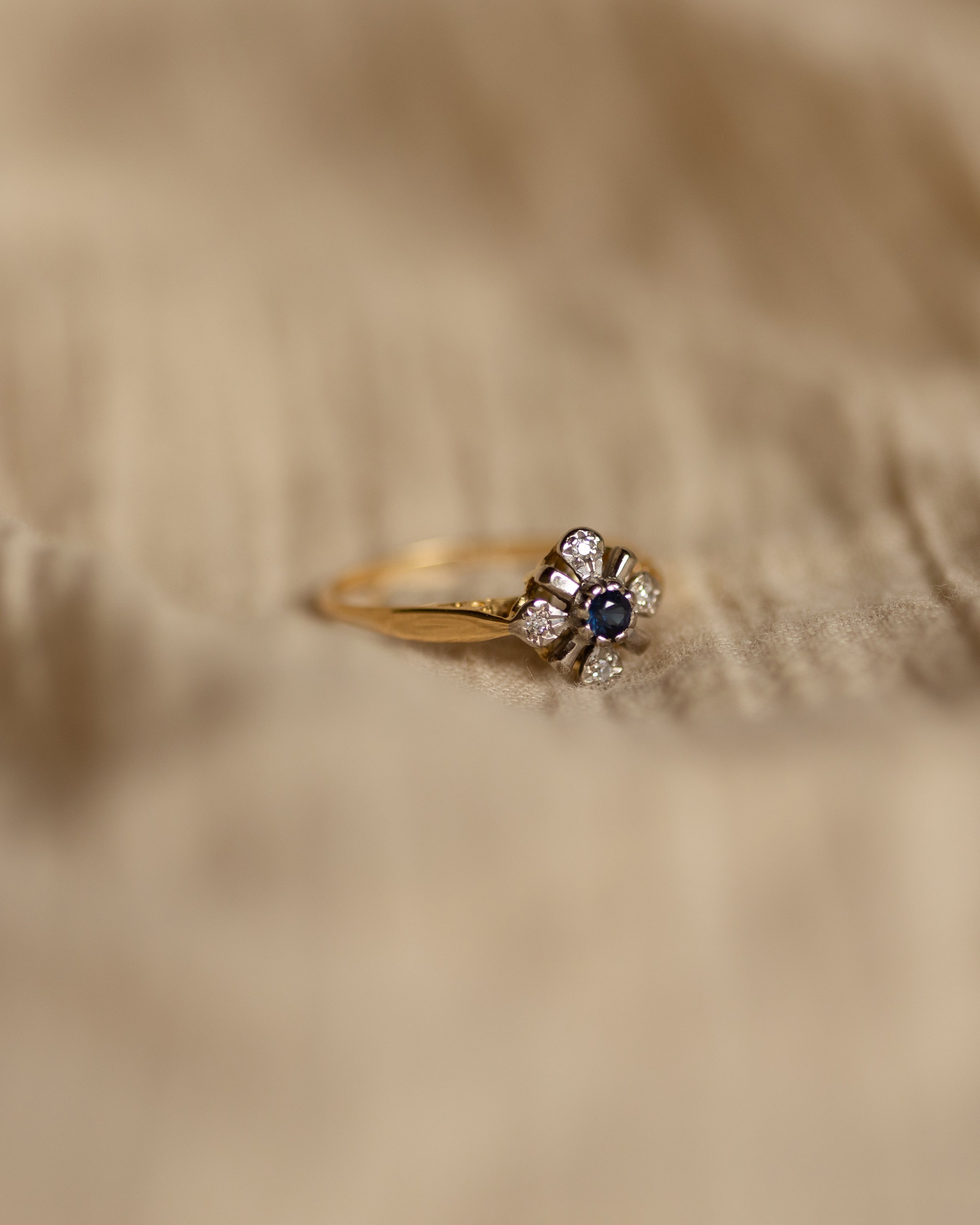 Bernadine Vintage 18ct Gold Sapphire & Diamond Cluster Ring