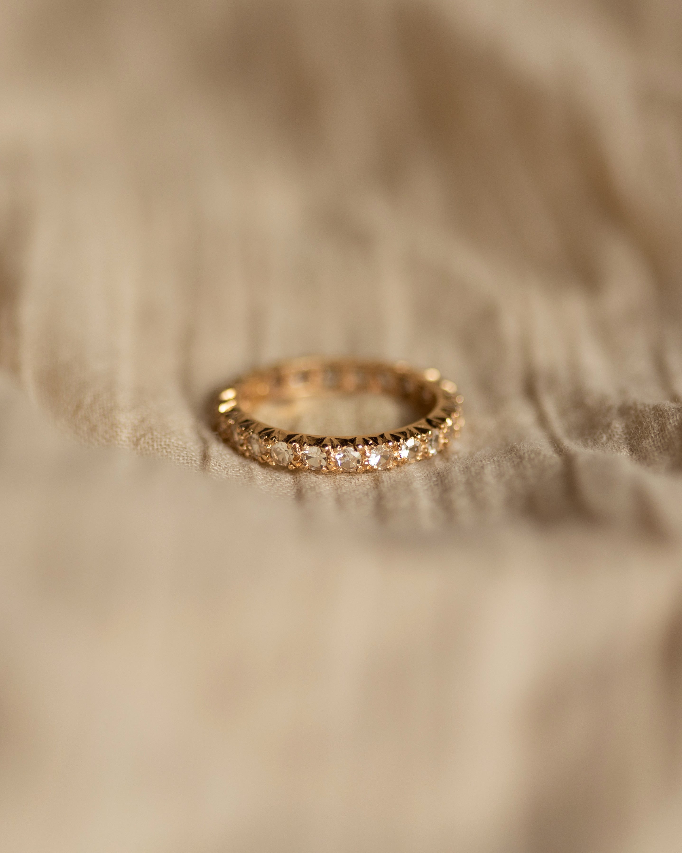 Image of Rosette 1970 Vintage 9ct Gold Paste Eternity Ring