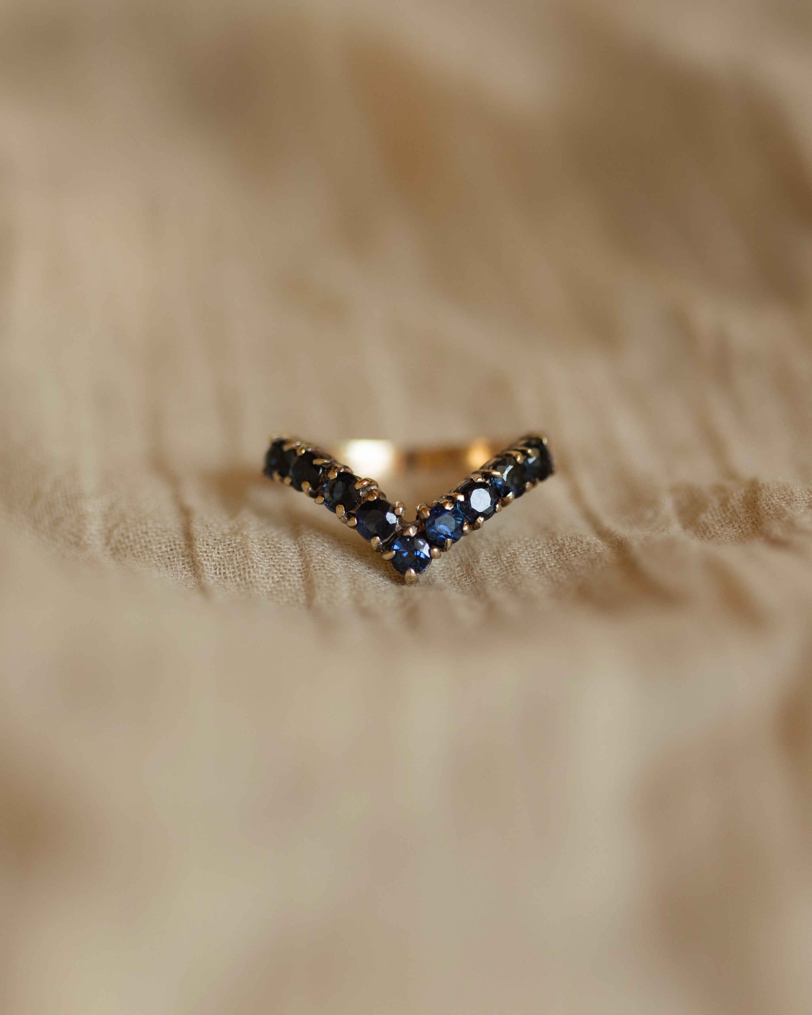 Image of Rhoda 1975 Vintage 9ct Gold Sapphire Wishbone Ring