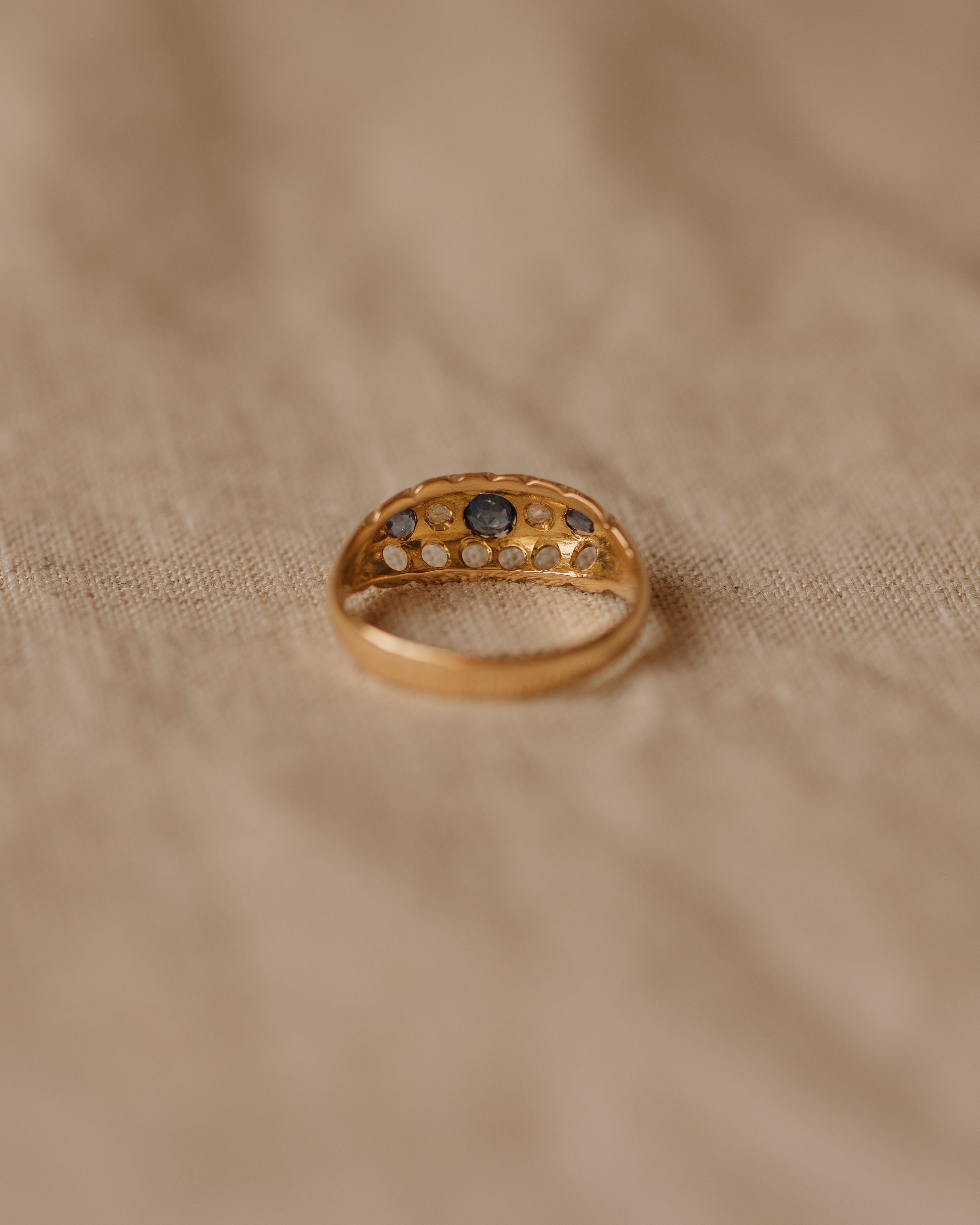 Eloise 1918 18ct Gold Sapphire & Diamond Ring