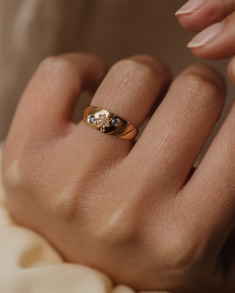 Annette 1898 Antique 18ct Gold Sapphire & Diamond Clover Ring