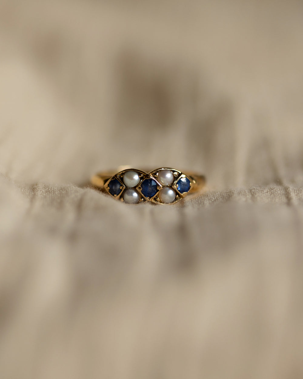 Dahlia 1902 18ct Gold Sapphire & Pearl Ring
