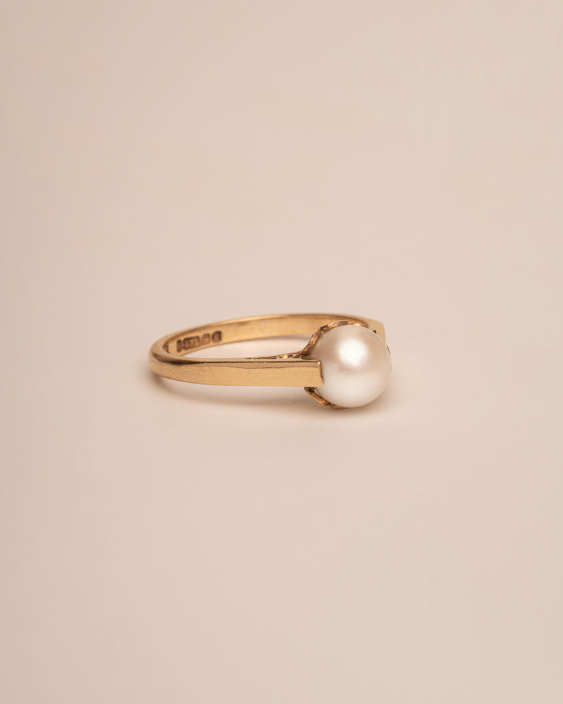 Adelaide 9ct Gold Pearl Solitaire Ring