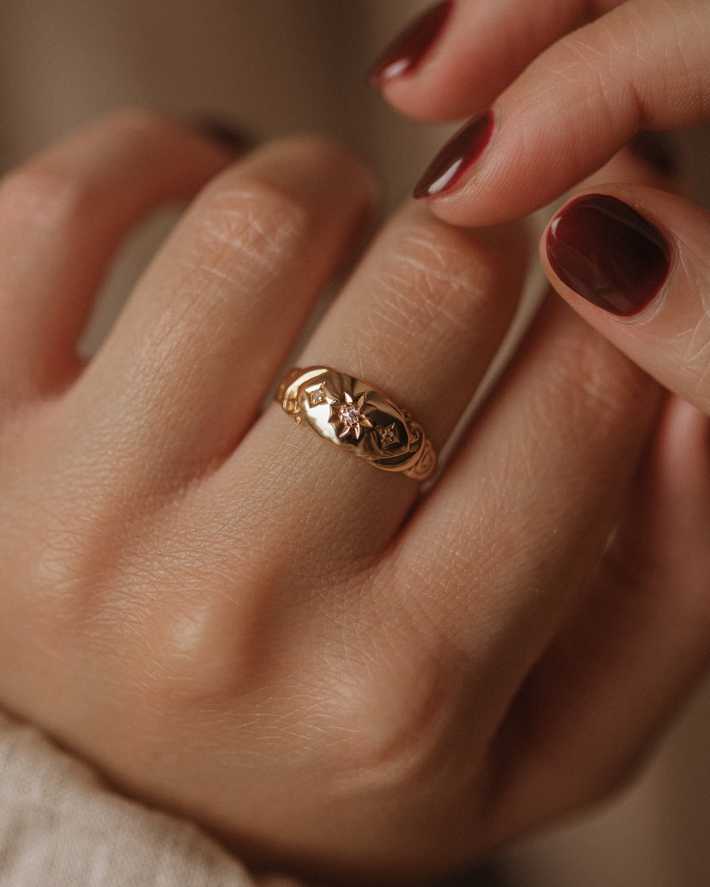 Hilma 1803 Antique 18ct Gold Star Set Diamond Trilogy Ring