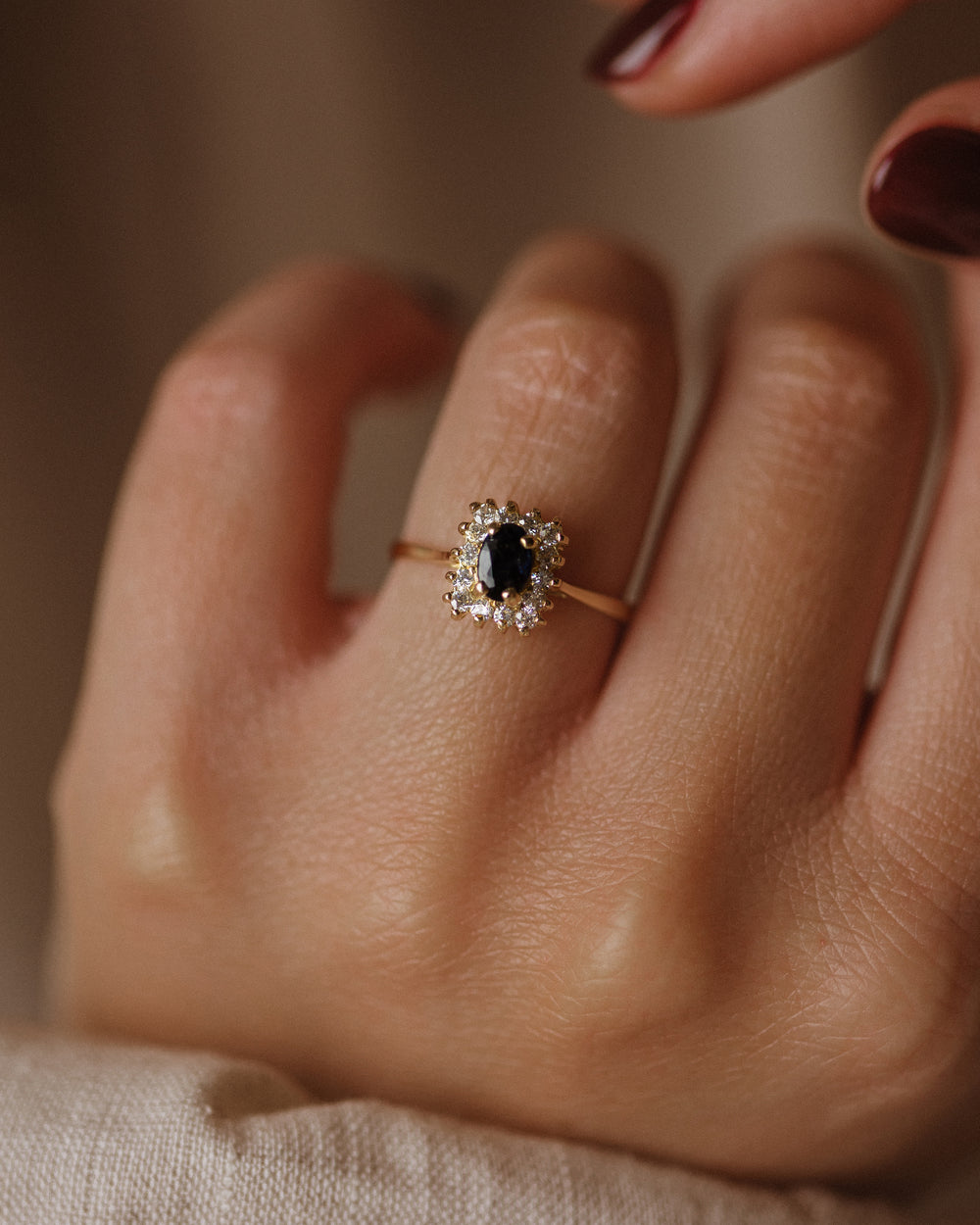 Rene Vintage 18ct Gold Sapphire & Diamond Cluster Ring