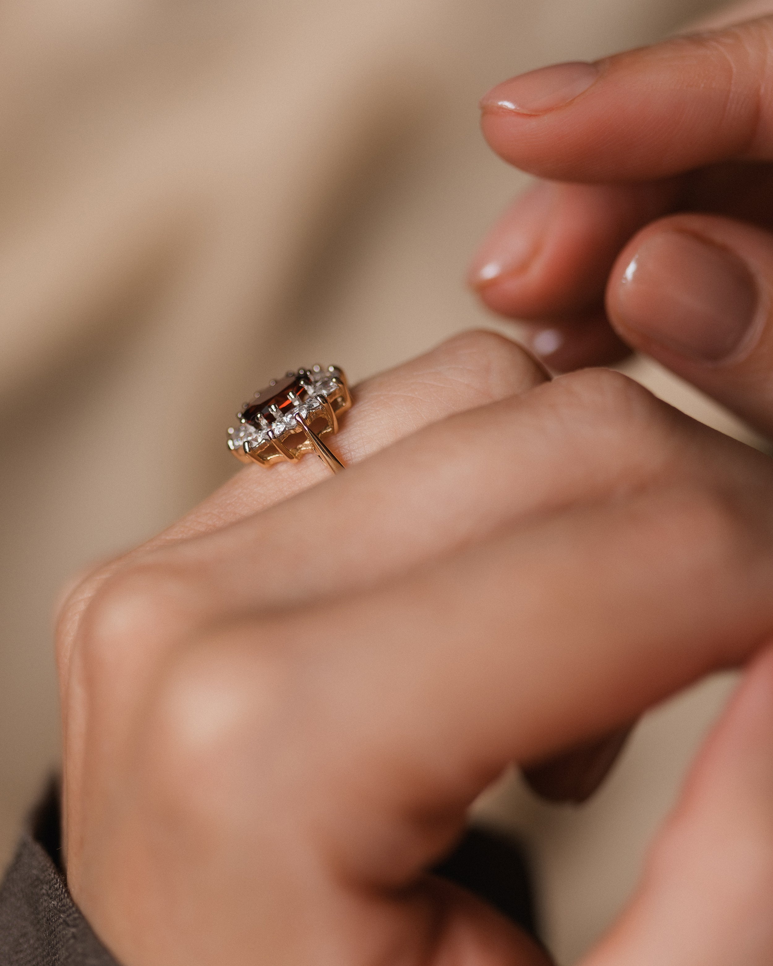 Sabel Vintage 9ct Gold Garnet & CZ Cluster Ring
