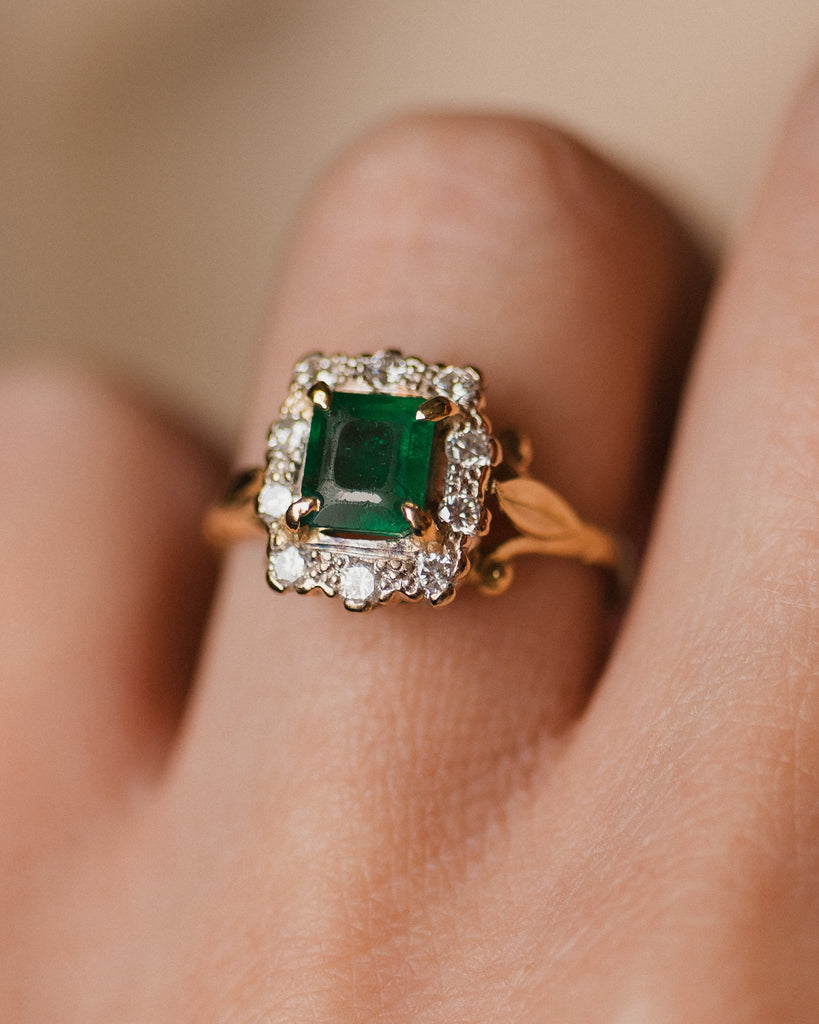 Pepper 1998 Vintage 18ct Gold Emerald & Diamond Cluster Ring