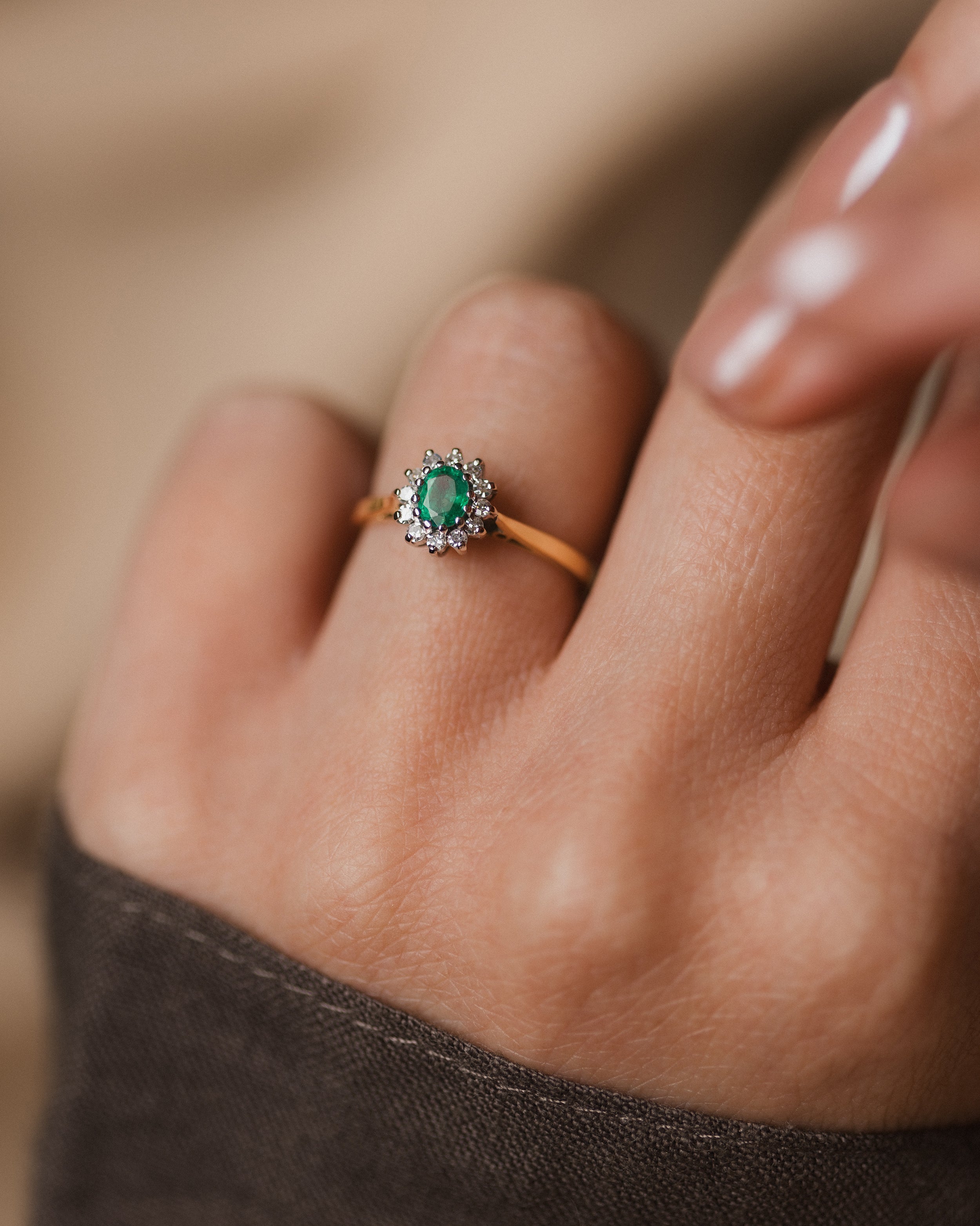 Polly 1994 Vintage 18ct Gold Emerald & Diamond Cluster Ring