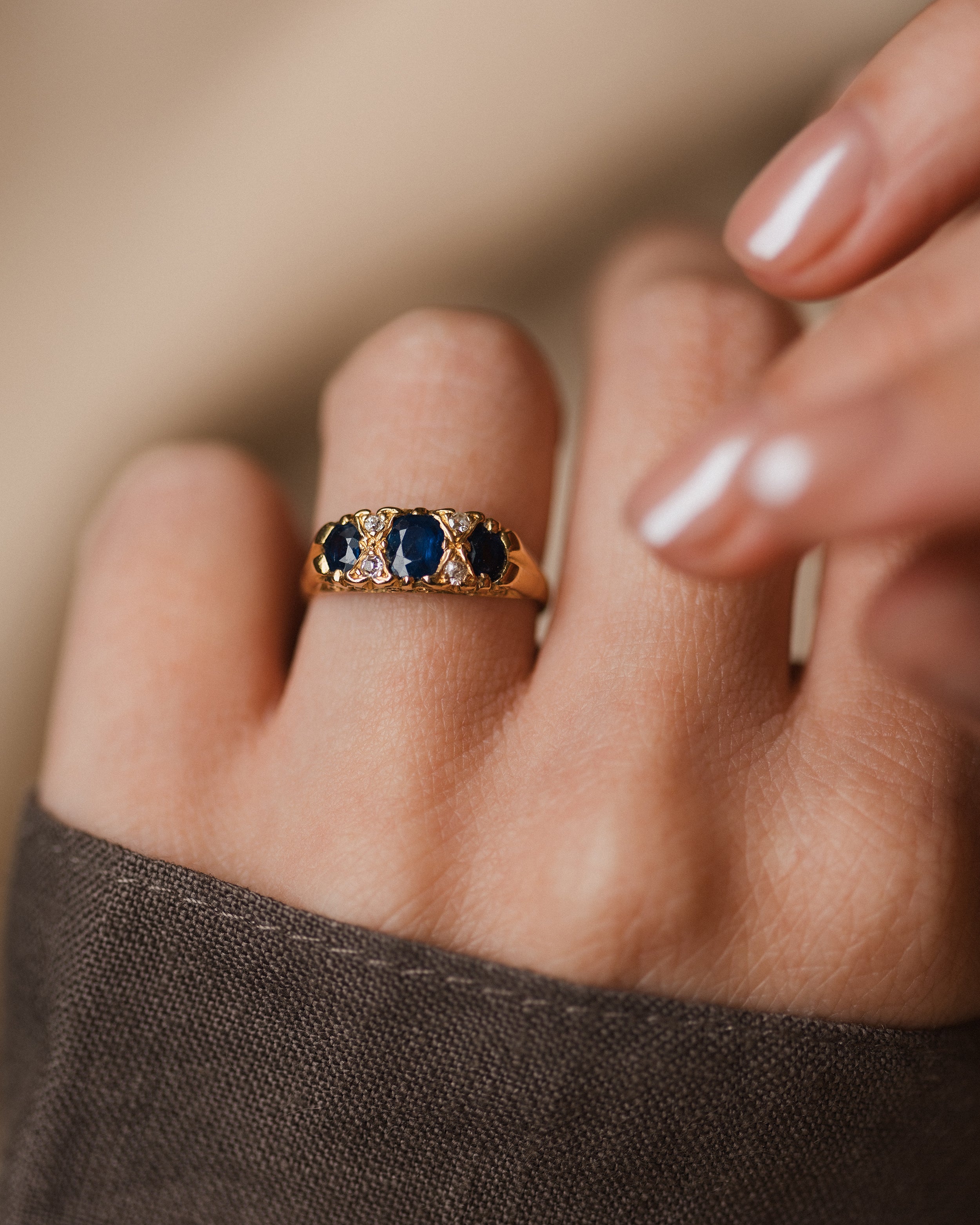 Image of Audrey Vintage 18ct Gold Sapphire & Diamond Seven Stone Ring