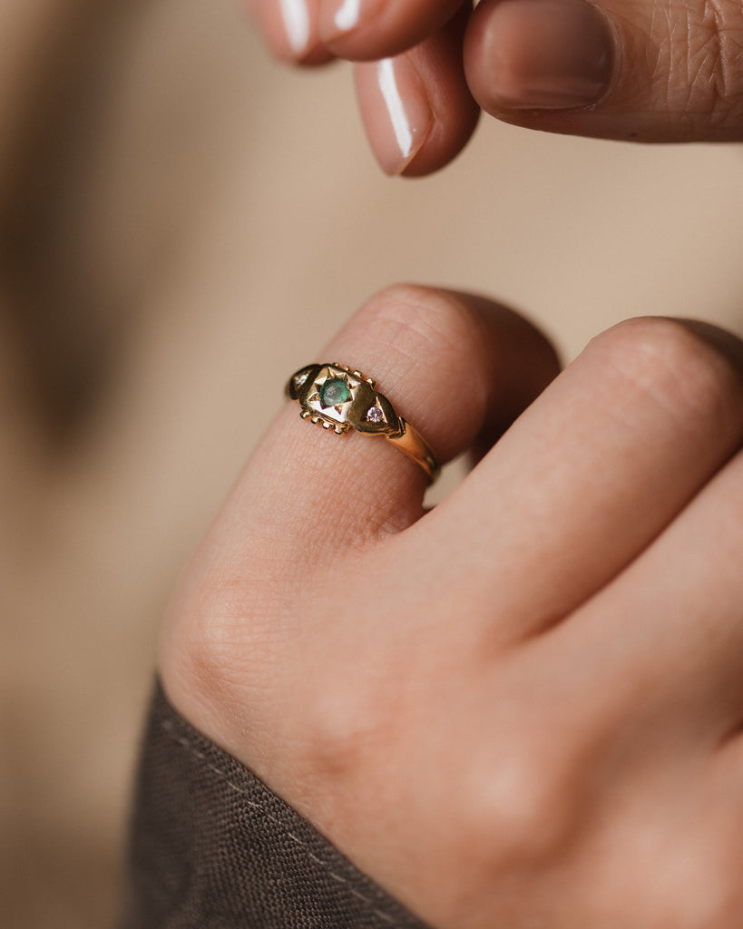 Mercy 1980 Vintage 9ct Gold Emerald & Diamond Ring