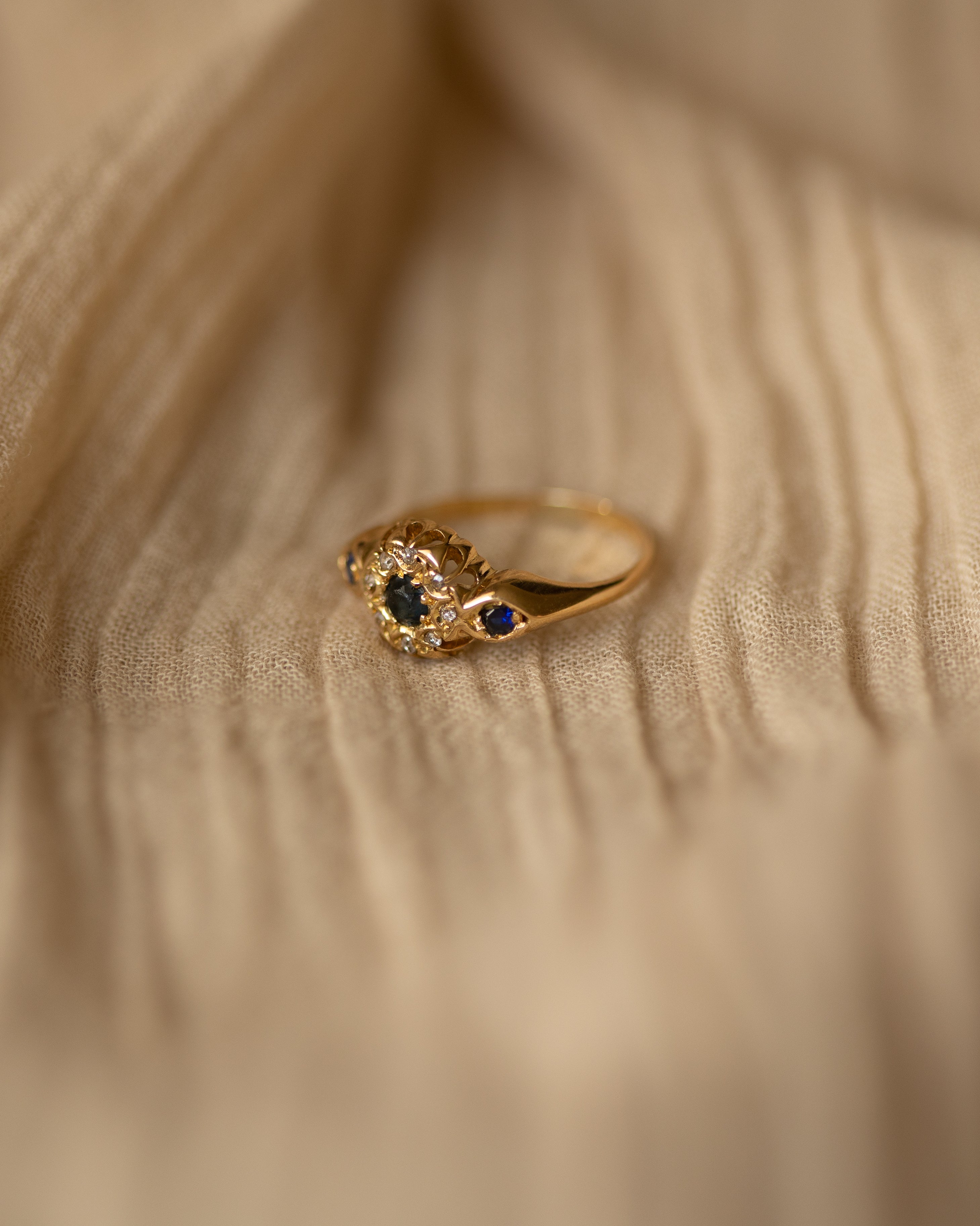 Julia 1918 Antique 18ct Gold Sapphire & Diamond Cluster Ring