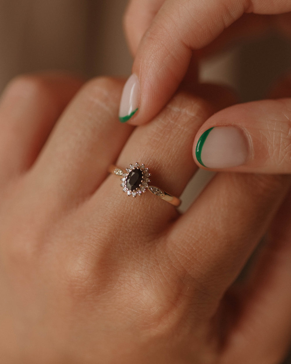 Maeve Vintage 9ct Gold Sapphire & Diamond Cluster Ring