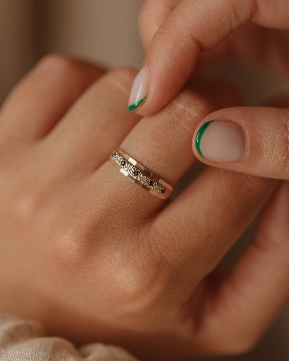 Darcy 1991 9ct Gold Sapphire & Diamond Ring