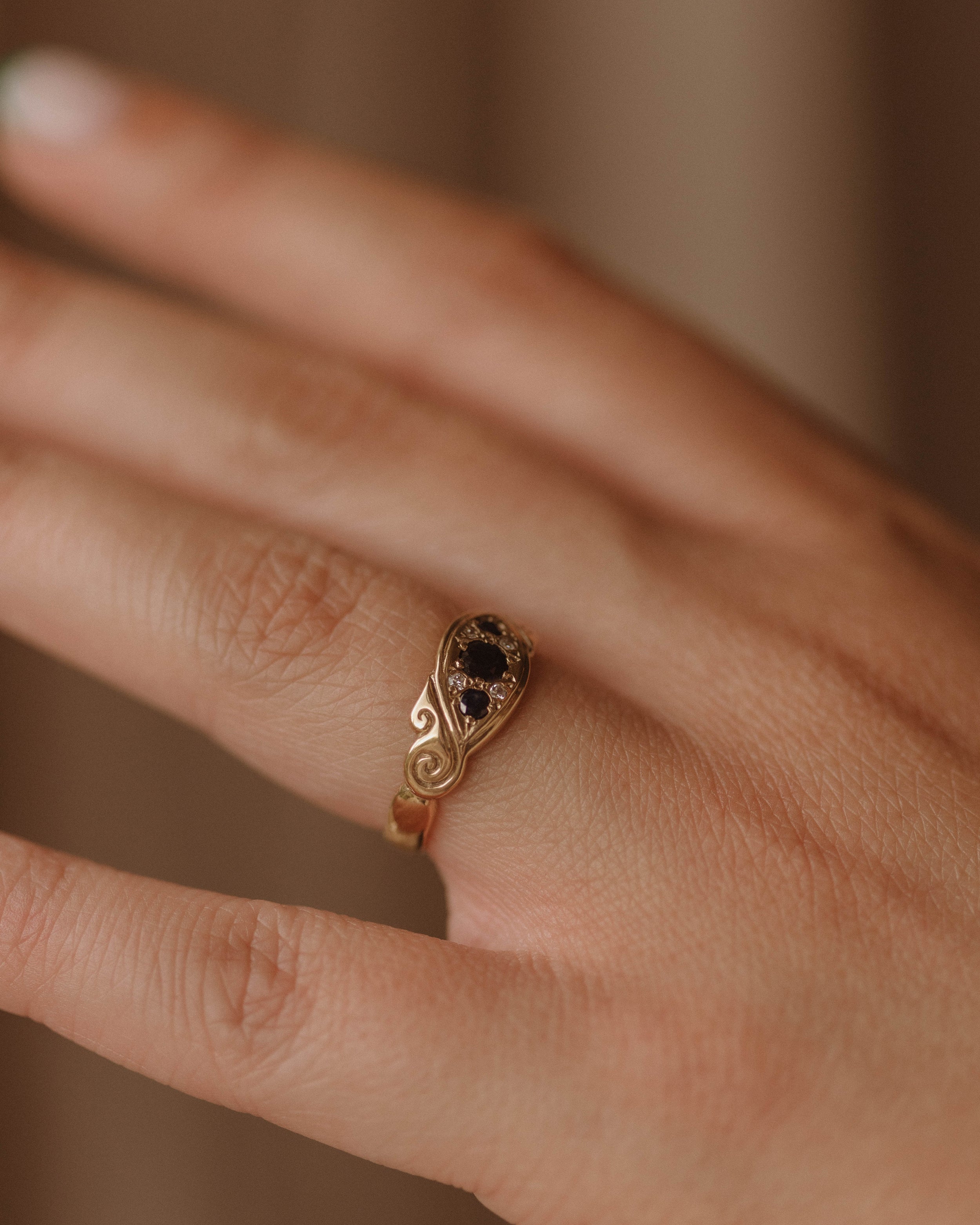 Esther 1983 9ct Gold Sapphire & Diamond Ring