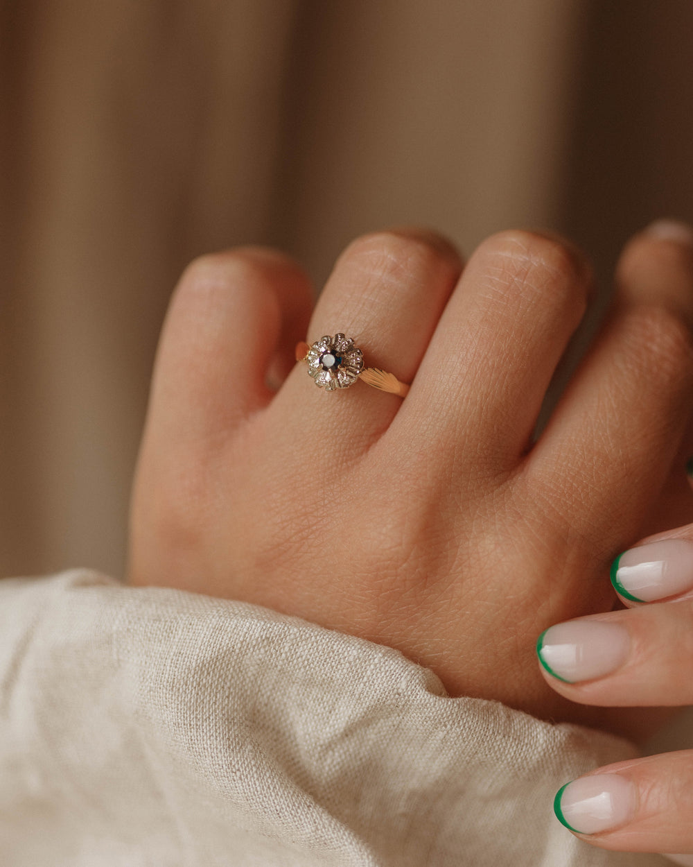 Lydia Vintage 18ct Gold Sapphire & Diamond Cluster Ring