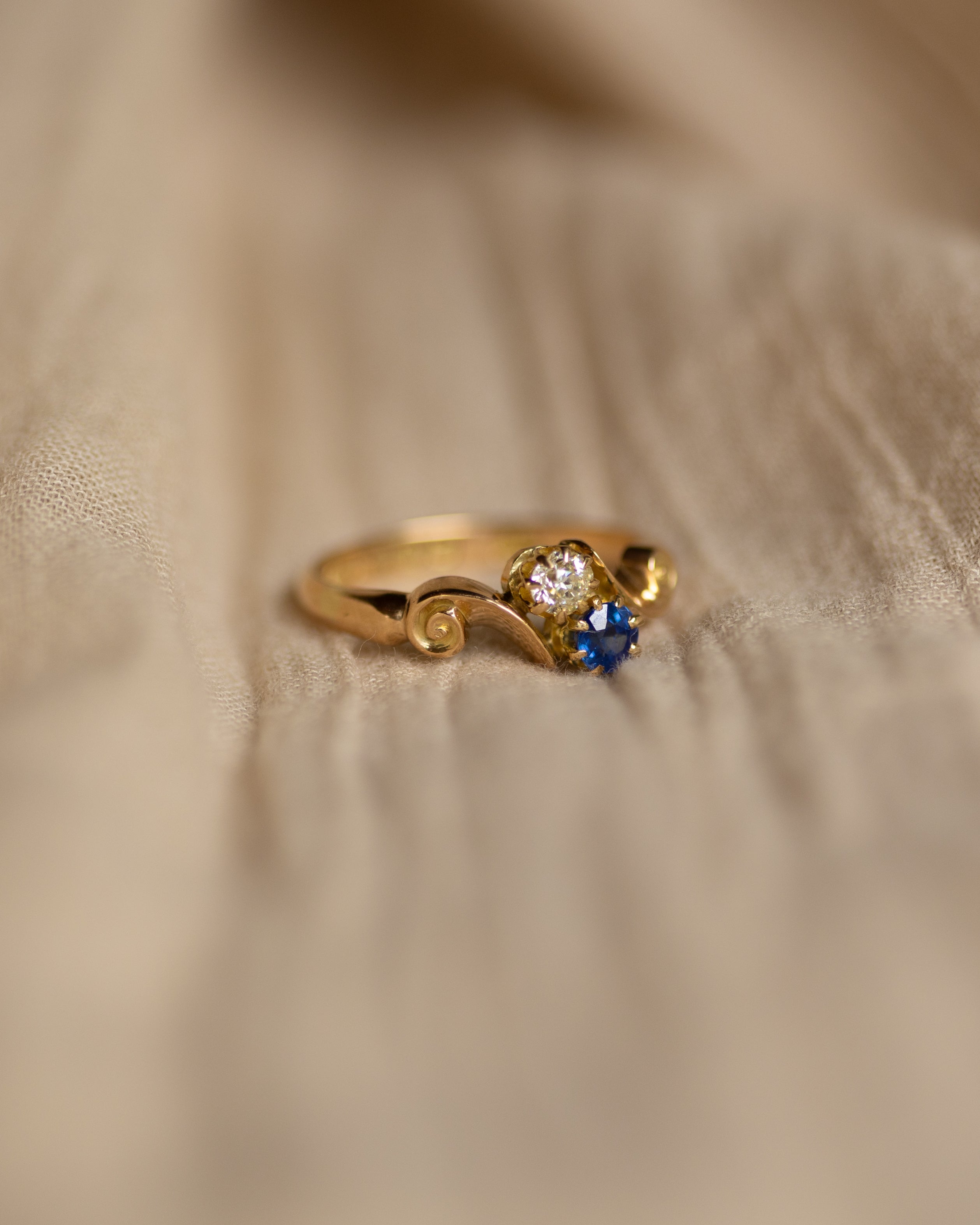 Sybil 1902 Antique 18ct Gold Sapphire & Diamond Toi Et Moi Ring