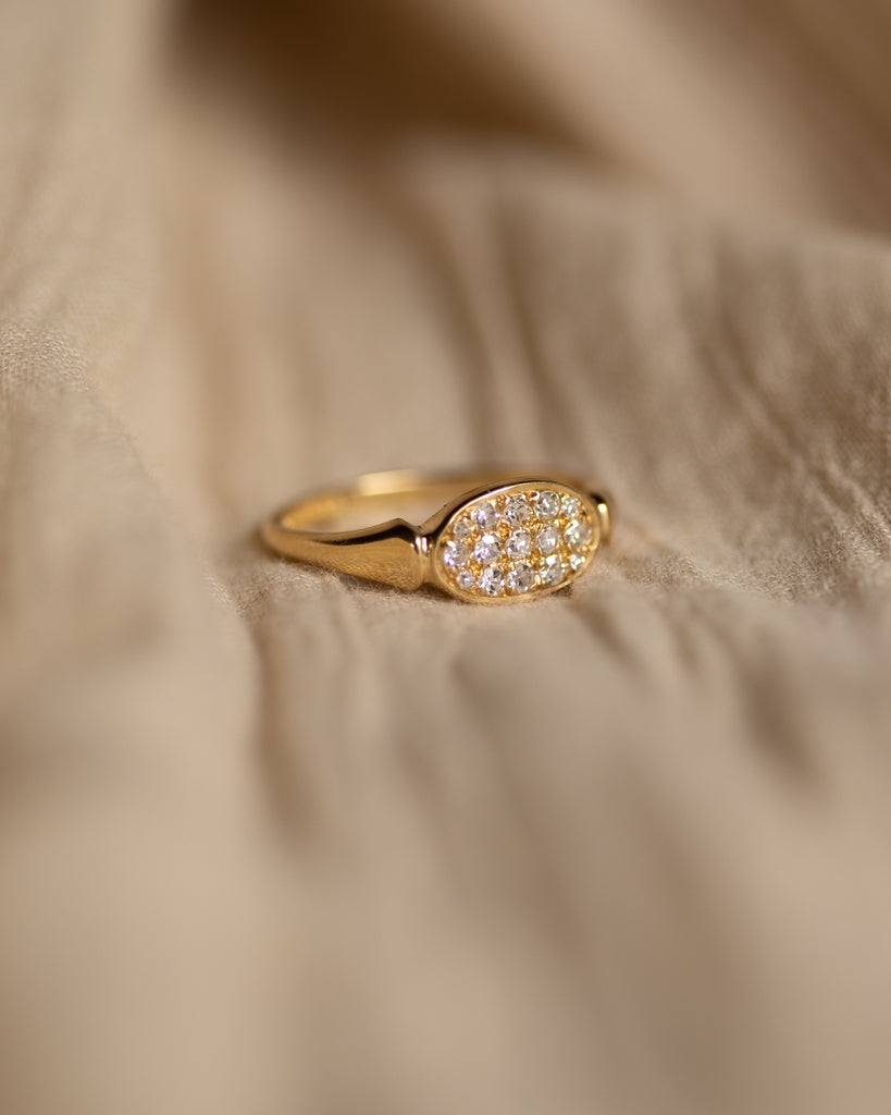 Junia 1978 Vintage 18ct Gold Diamond East To West Cluster Ring