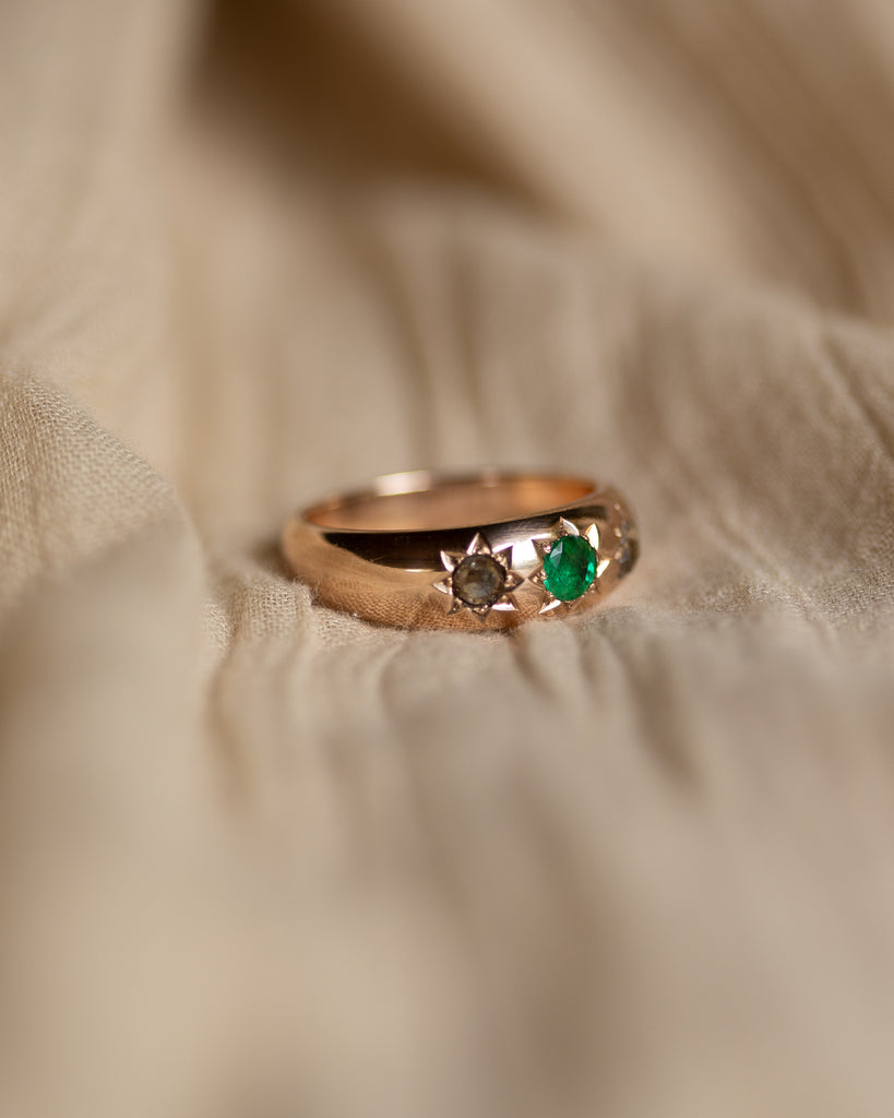 Joni Antique 9ct Gold Star Set Emerald & Diamond Trilogy Ring