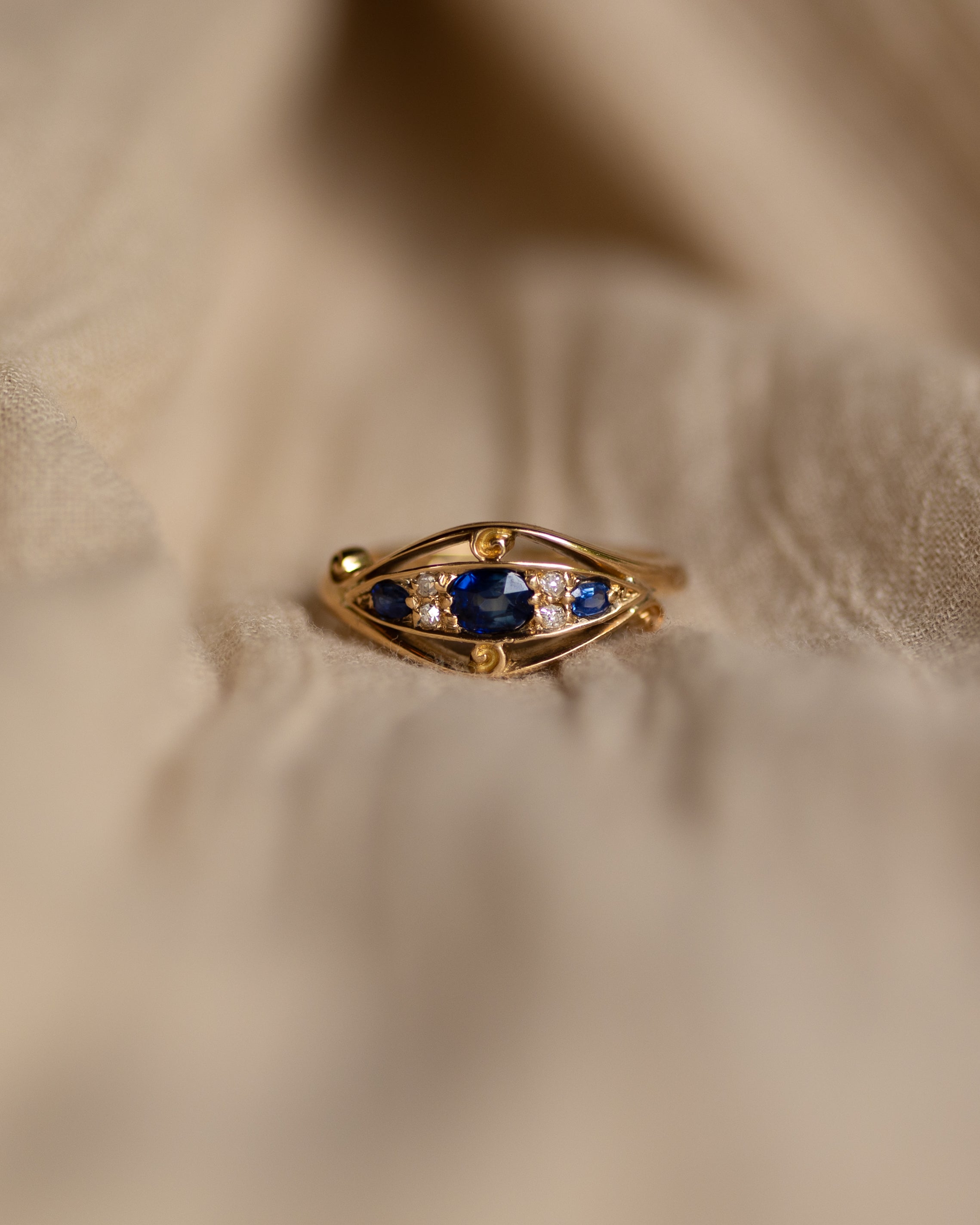 Cressida 1916 Antique 18ct Gold Sapphire & Diamond Seven Stone Ring