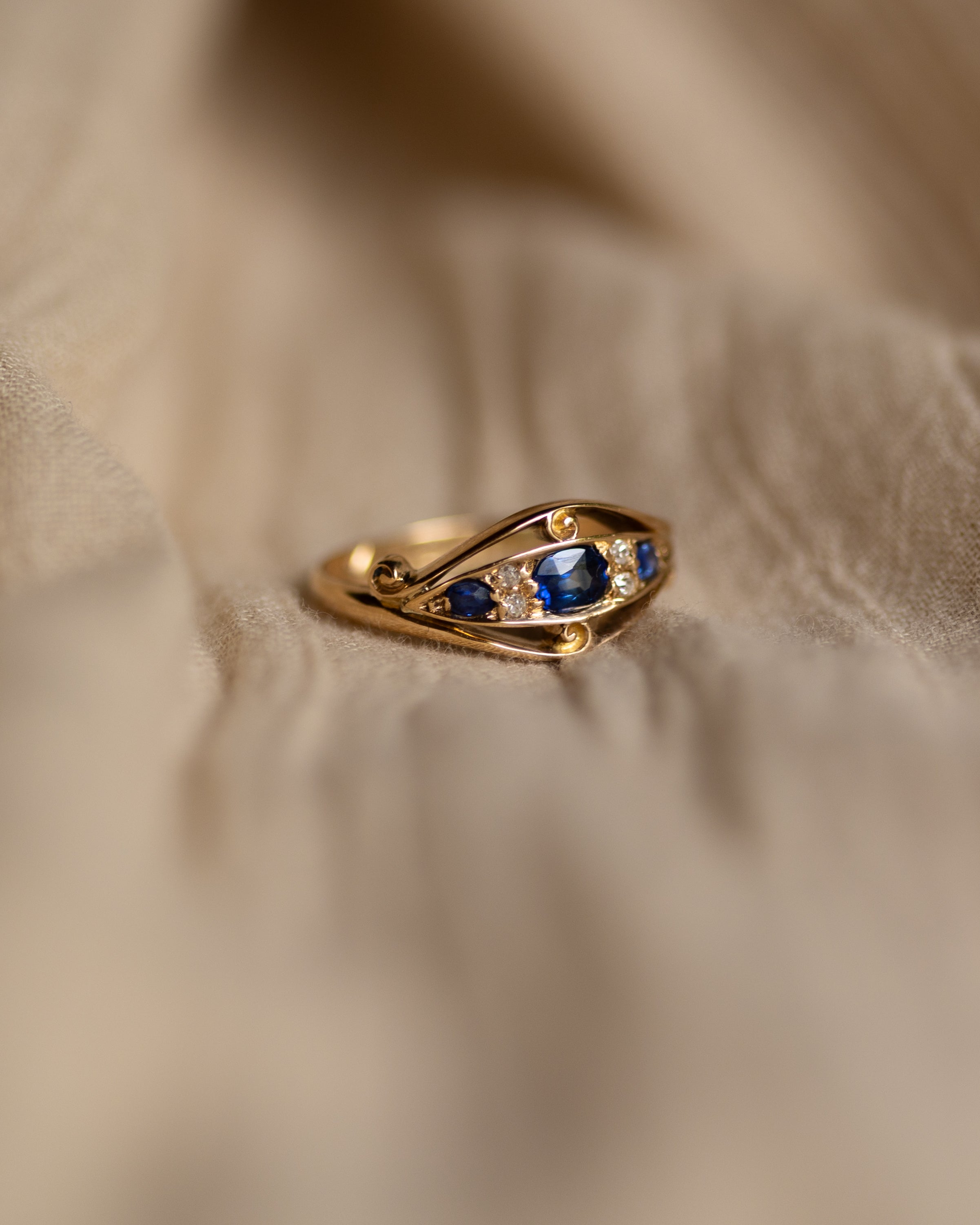 Cressida 1916 Antique 18ct Gold Sapphire & Diamond Seven Stone Ring