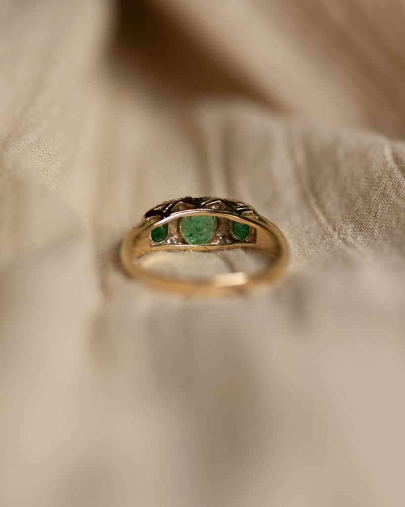 Claramae Antique 15ct Gold Emerald & Diamond Seven Stone Ring