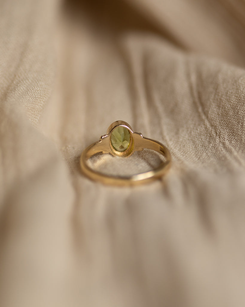 Darcy 1990 Vintage 9ct Gold Peridot Solitaire Ring