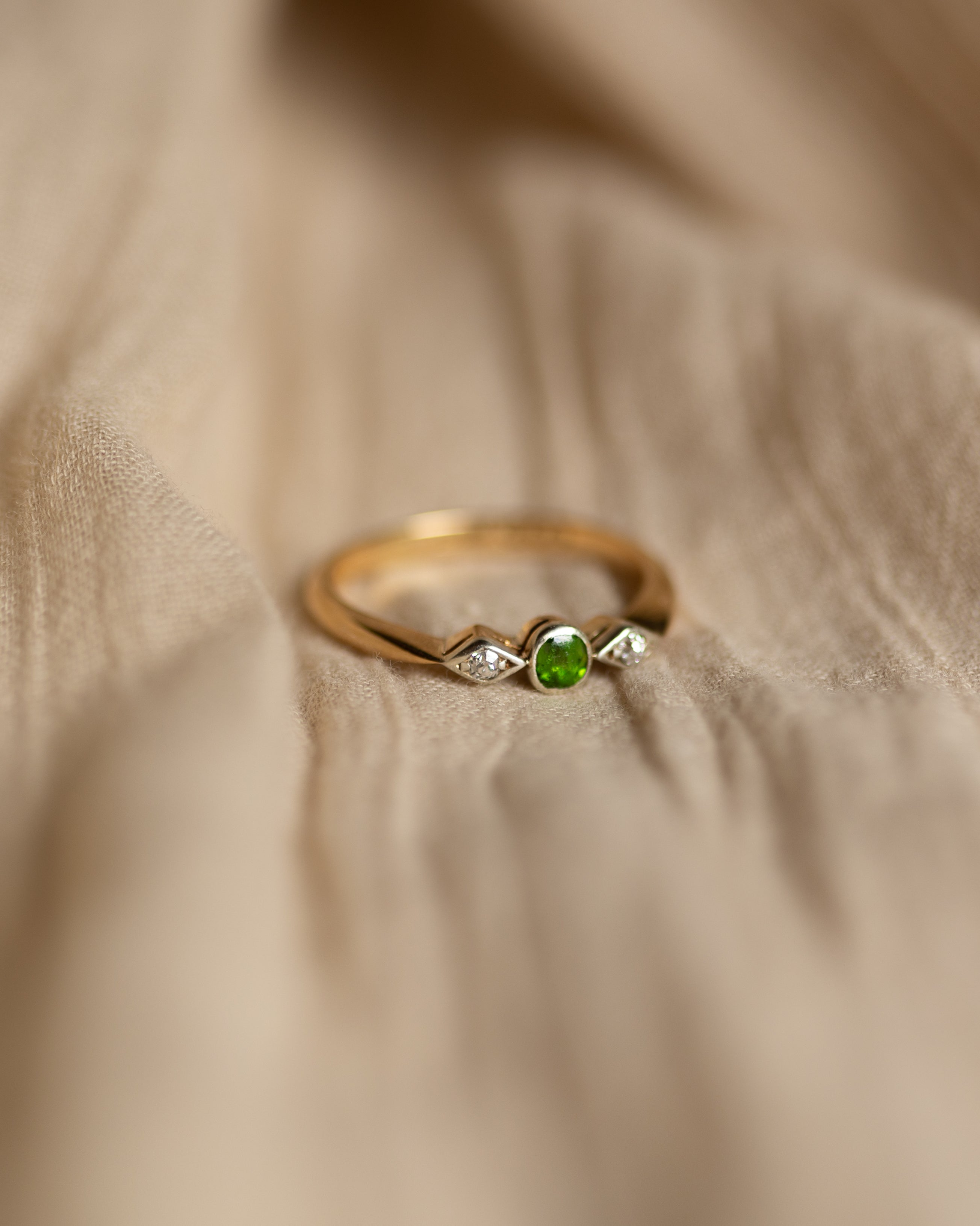 Ottiline Antique 18ct Gold Peridot & Diamond Trilogy Ring