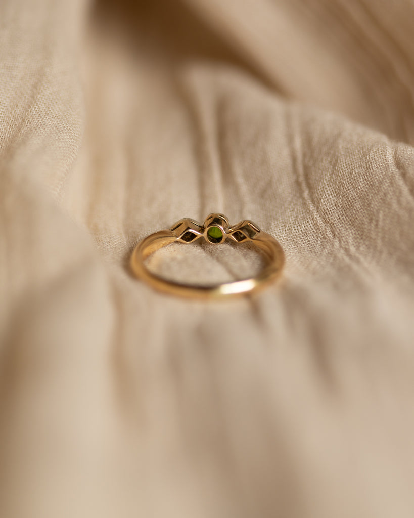 Ottiline Antique 18ct Gold Peridot & Diamond Trilogy Ring