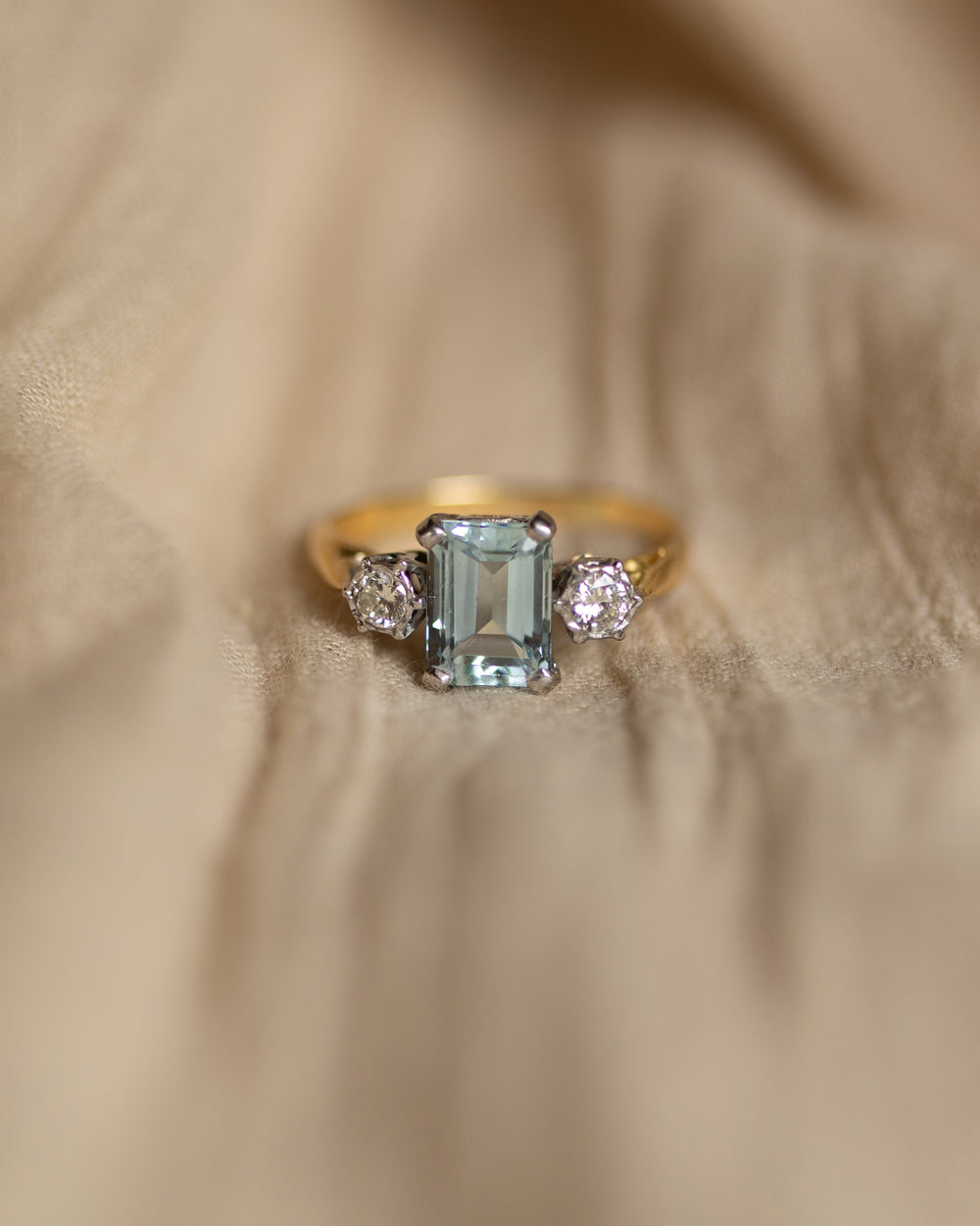 Juniper Vintage 18ct Gold Aquamarine & Diamond Trilogy Ring