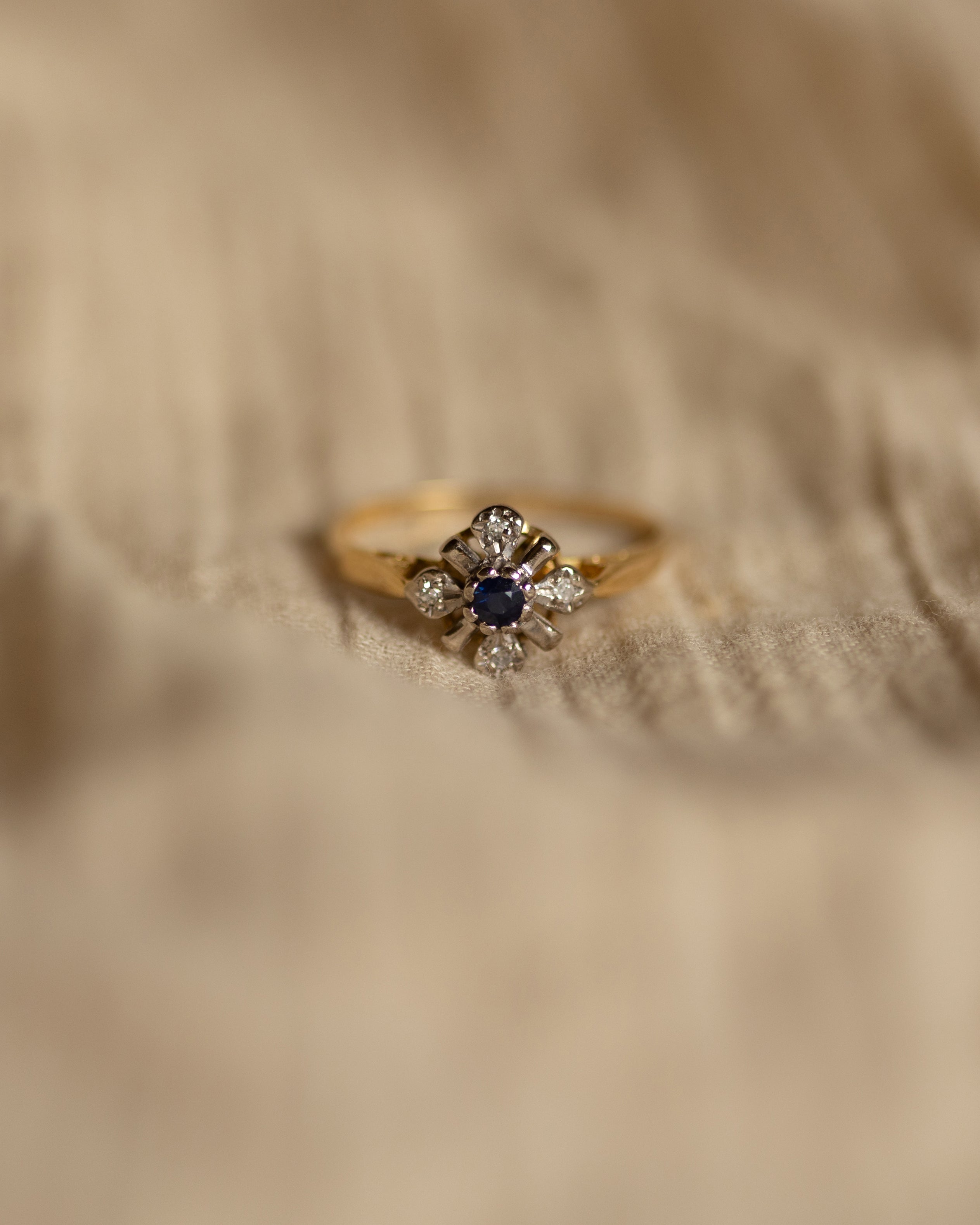 Bernadine Vintage 18ct Gold Sapphire & Diamond Cluster Ring