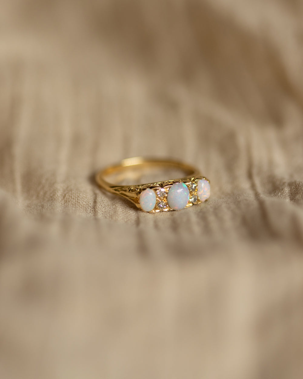 Christabel 1961 Vintage 18ct Gold Opal & Diamond Ring