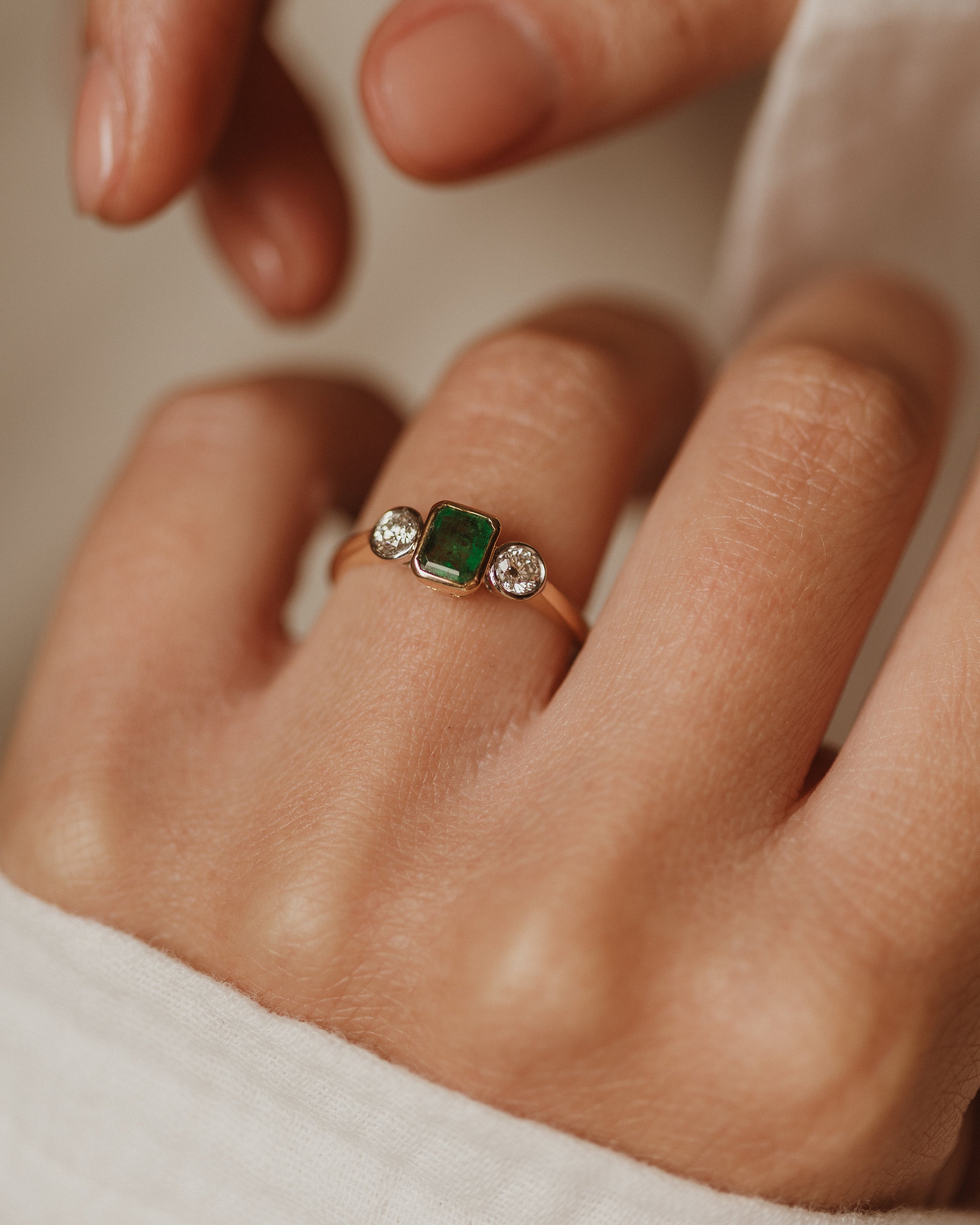 Ethel Vintage 18ct Gold Emerald & Diamond Trilogy Ring
