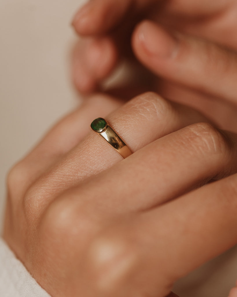 Josephine Vintage 18ct Gold Emerald Single Stone Ring