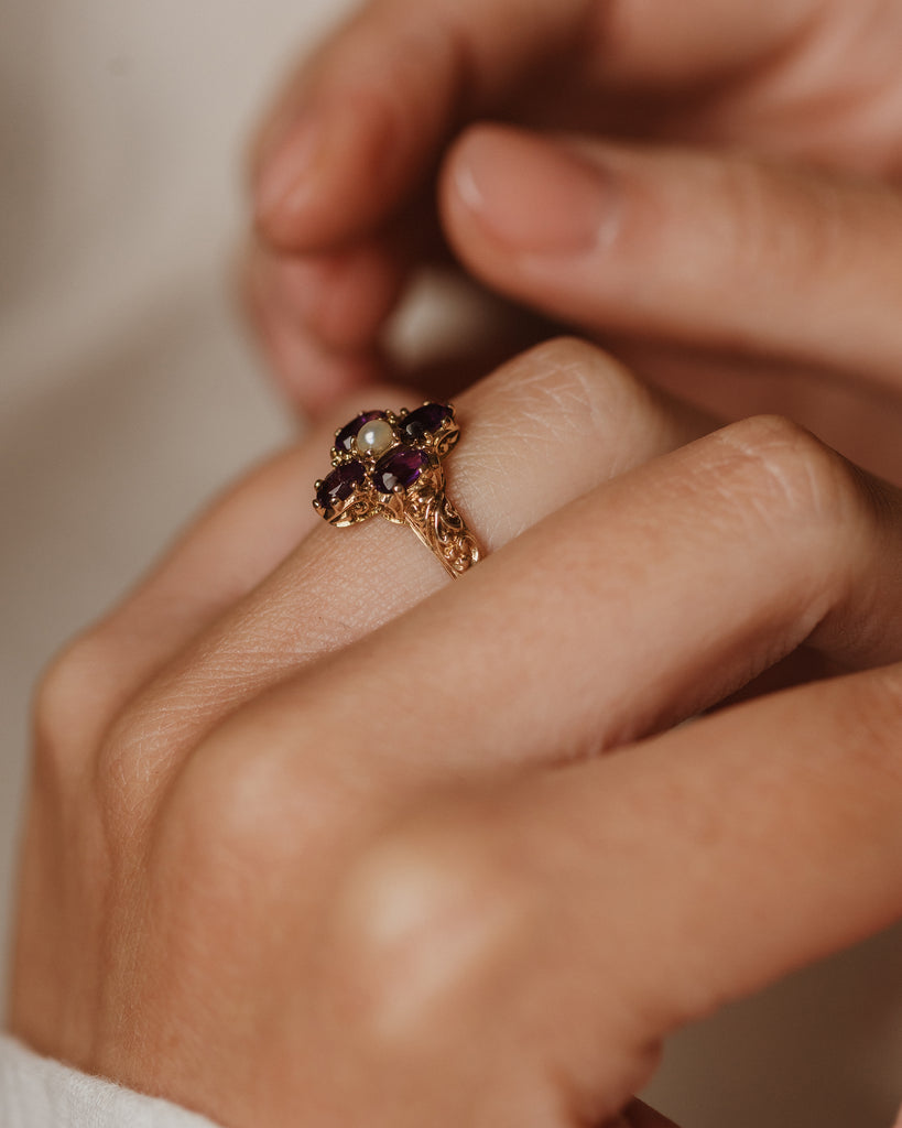 Clemency 1975 Vintage 9ct Gold Amethyst & Pearl Cluster Ring
