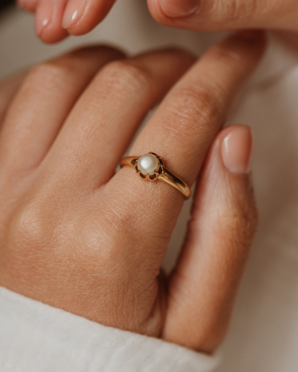Patience 1892 Antique 18ct Gold Pearl Single Stone Ring