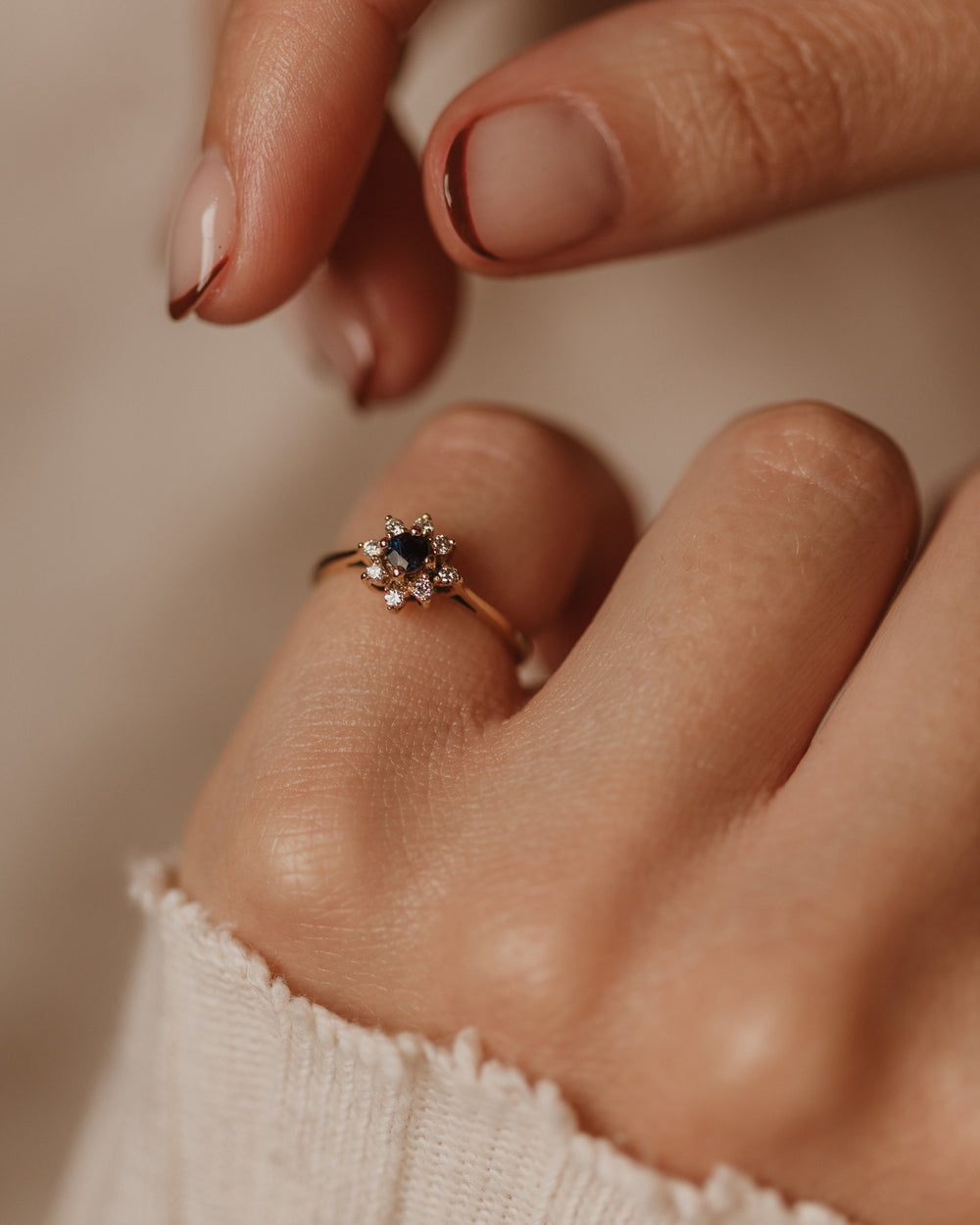 Henrietta Vintage 9ct Gold Sapphire & Diamond Cluster Ring