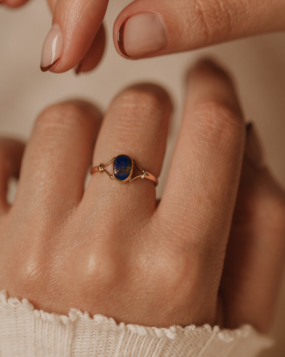 Honey 1978 Vintage 9ct Gold Lapis Lazuli Solitaire Ring