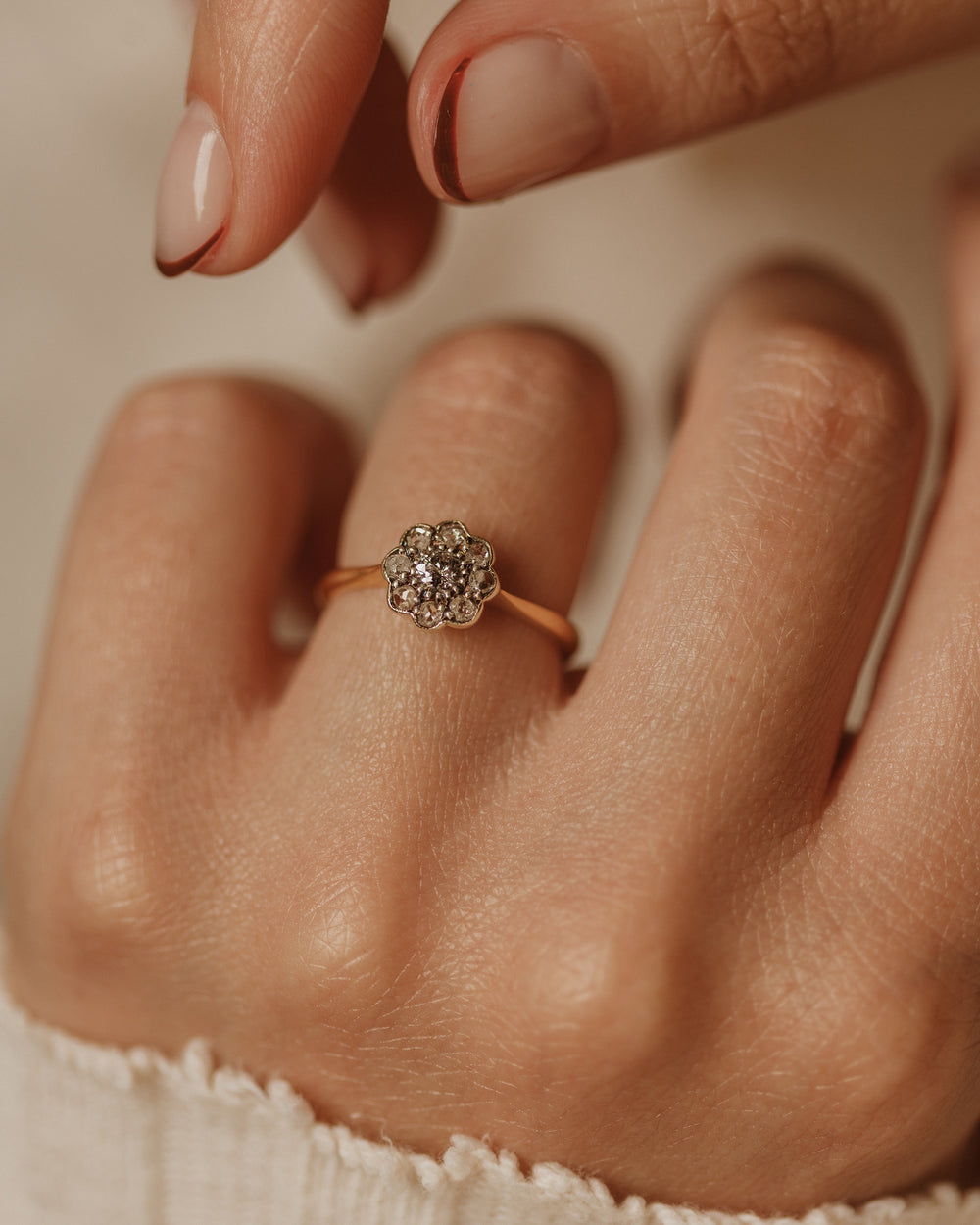 Augustina Antique 18ct Gold Diamond Daisy Cluster Ring
