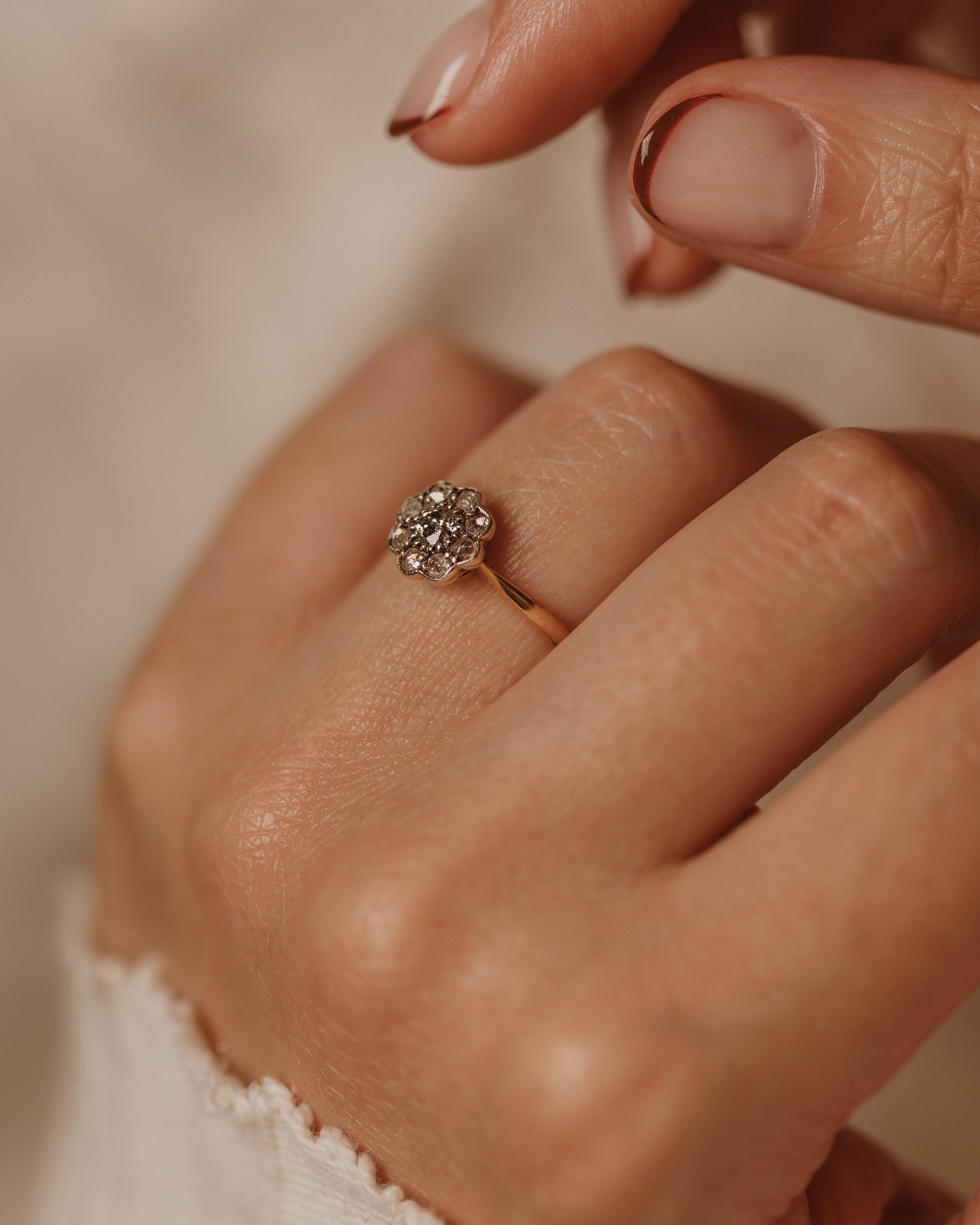 Augustina Antique 18ct Gold Diamond Daisy Cluster Ring