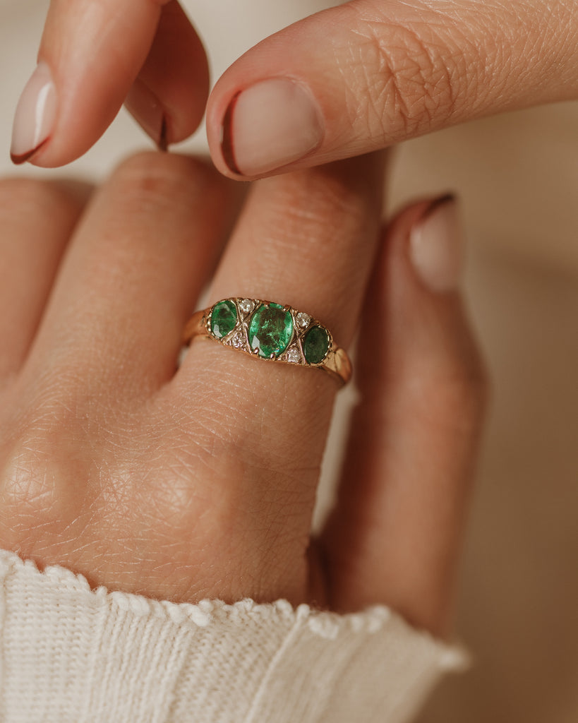 Claramae Antique 15ct Gold Emerald & Diamond Seven Stone Ring