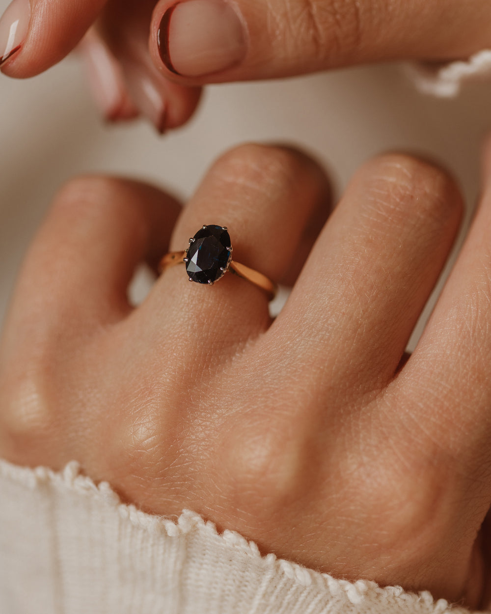 Nathalia 1964 Vintage 18ct Gold Sapphire Solitaire Ring
