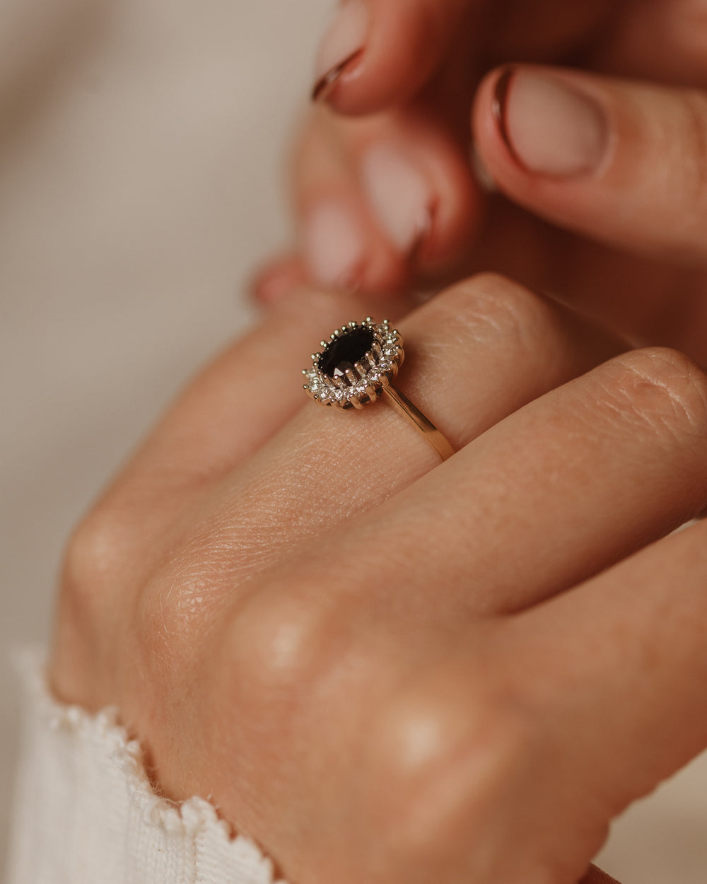 Clover 1990 Vintage 9ct Gold Sapphire & Diamond Cluster Ring