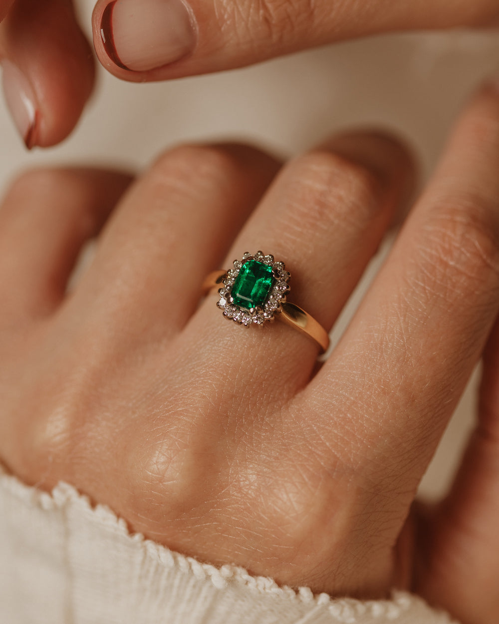 Ina Vintage 18ct Gold Green Spinel & Diamond Cluster Ring