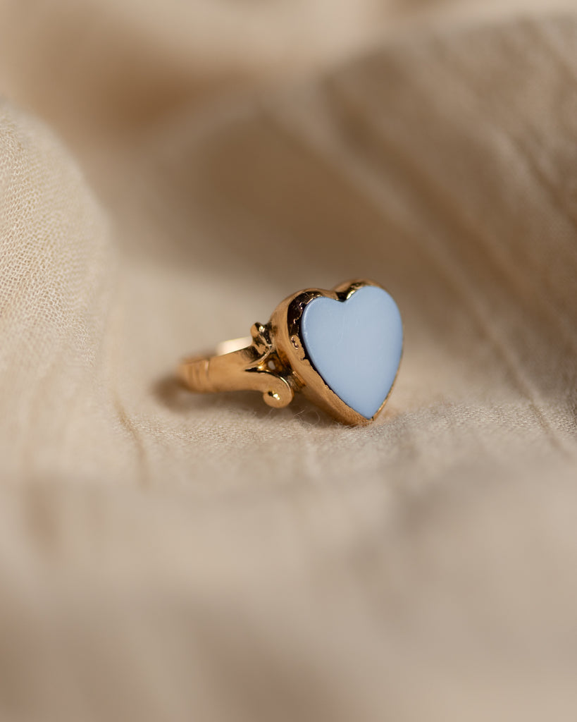 Mairead Antique 15ct Gold Heart-Shaped Sardonyx Ring