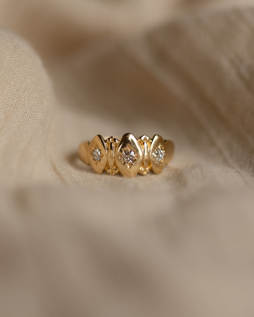 Greta Antique 18ct Gold Star Set Diamond Trilogy Ring