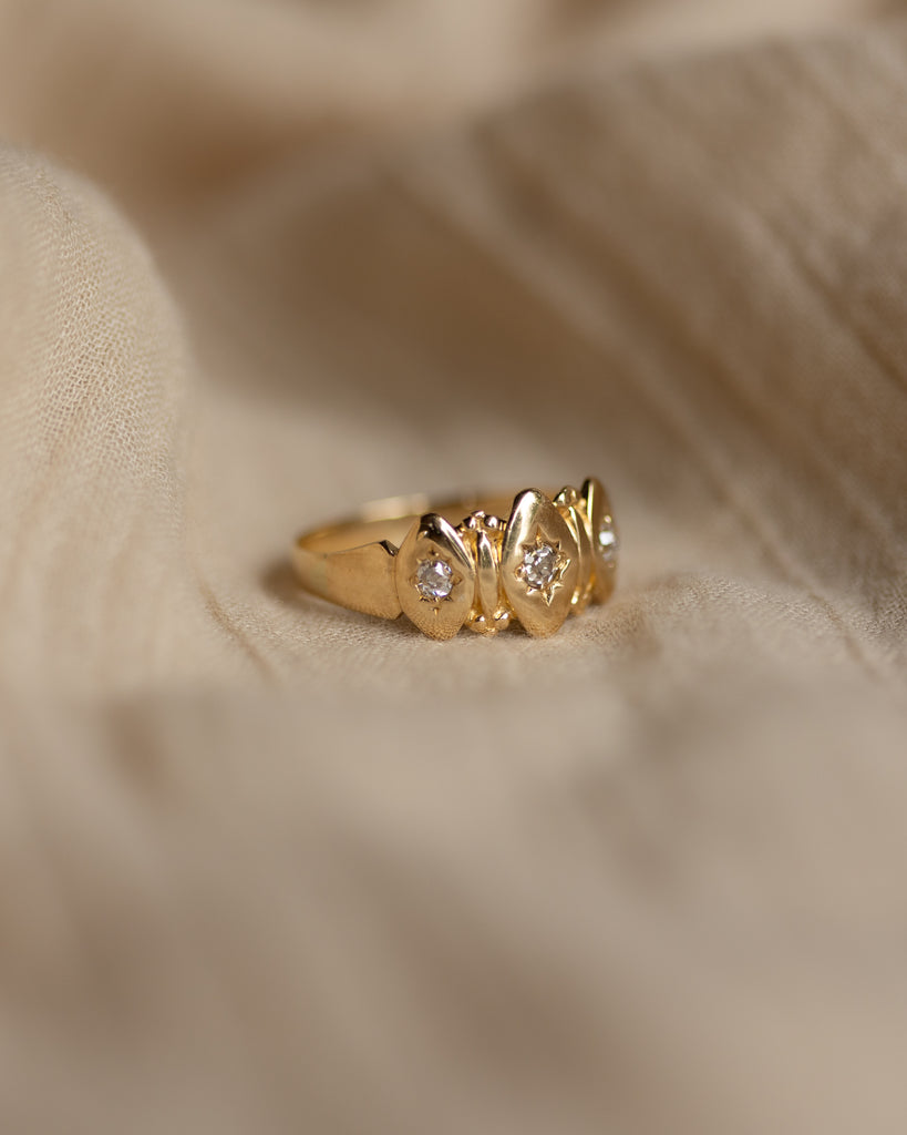 Greta Antique 18ct Gold Star Set Diamond Trilogy Ring