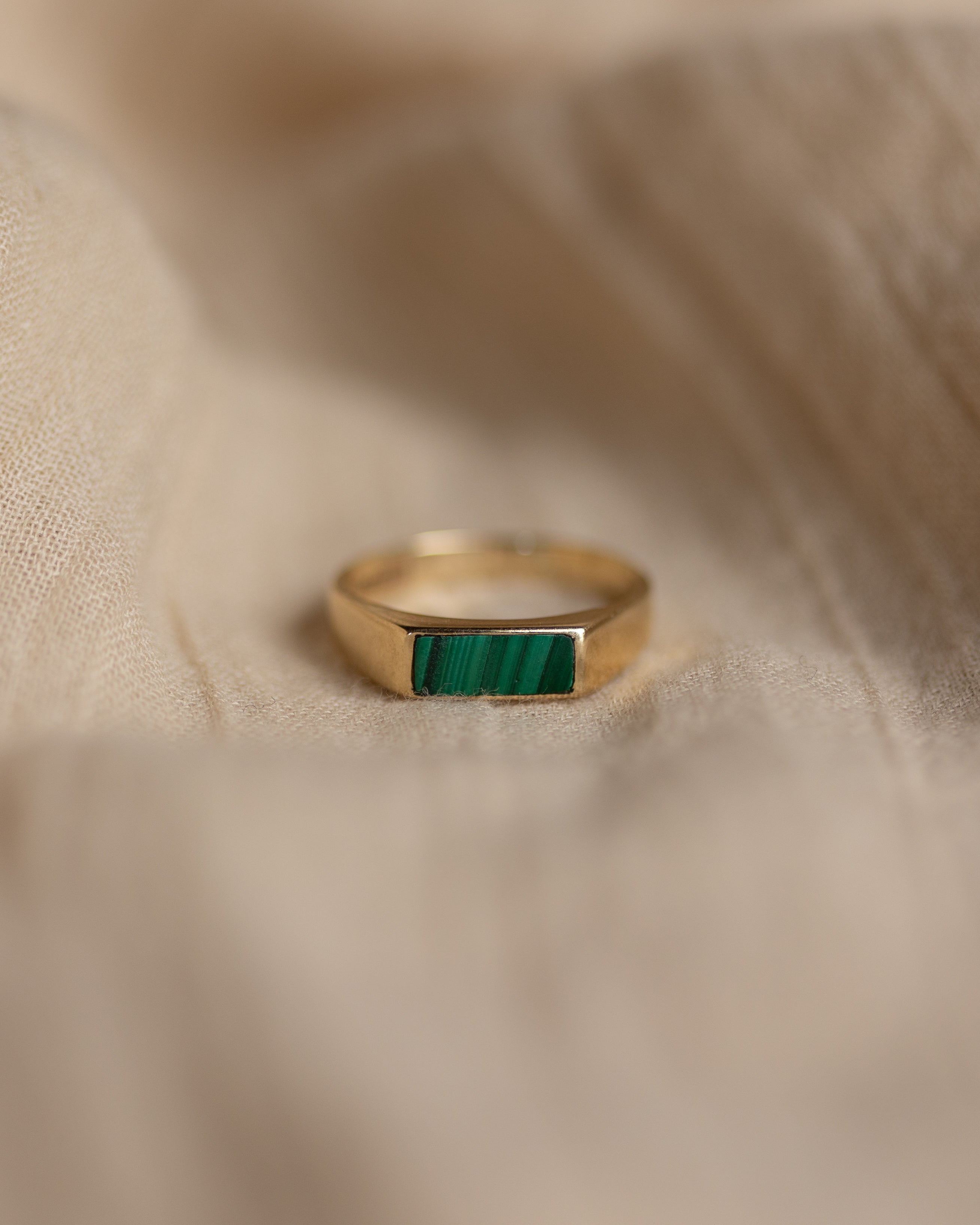 Image of Fernande 1987 Vintage 9ct Gold Malachite Signet Ring