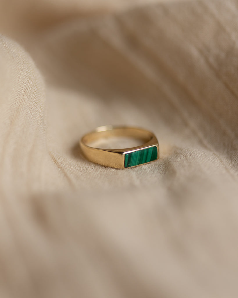 Fernande 1987 Vintage 9ct Gold Malachite Signet Ring