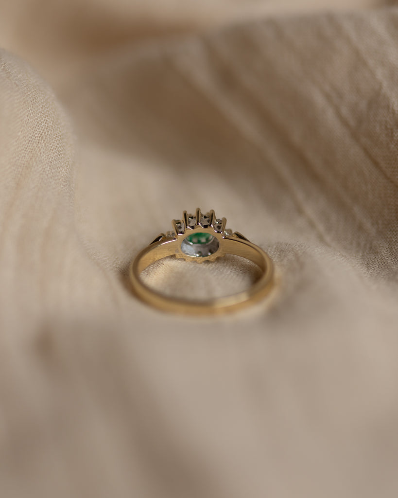 Elisa 1989 Vintage 9ct Gold Emerald & Diamond Cluster Ring