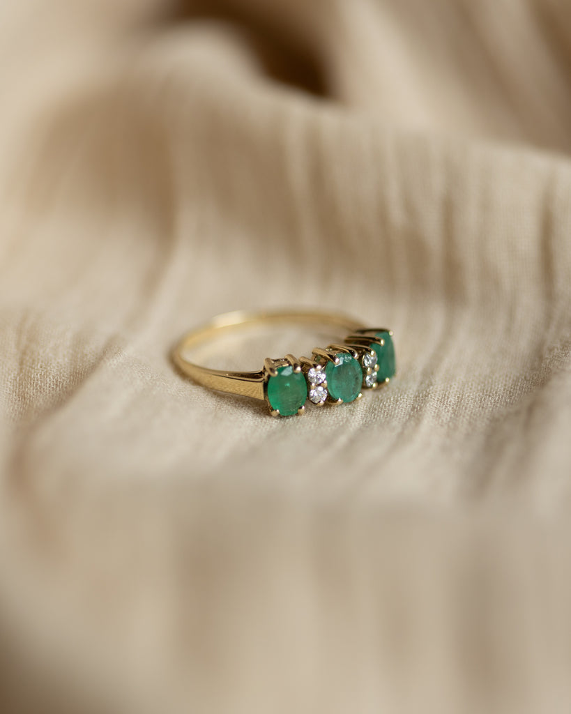 Loretta Vintage 9ct Gold Emerald & Diamond Seven Stone Ring